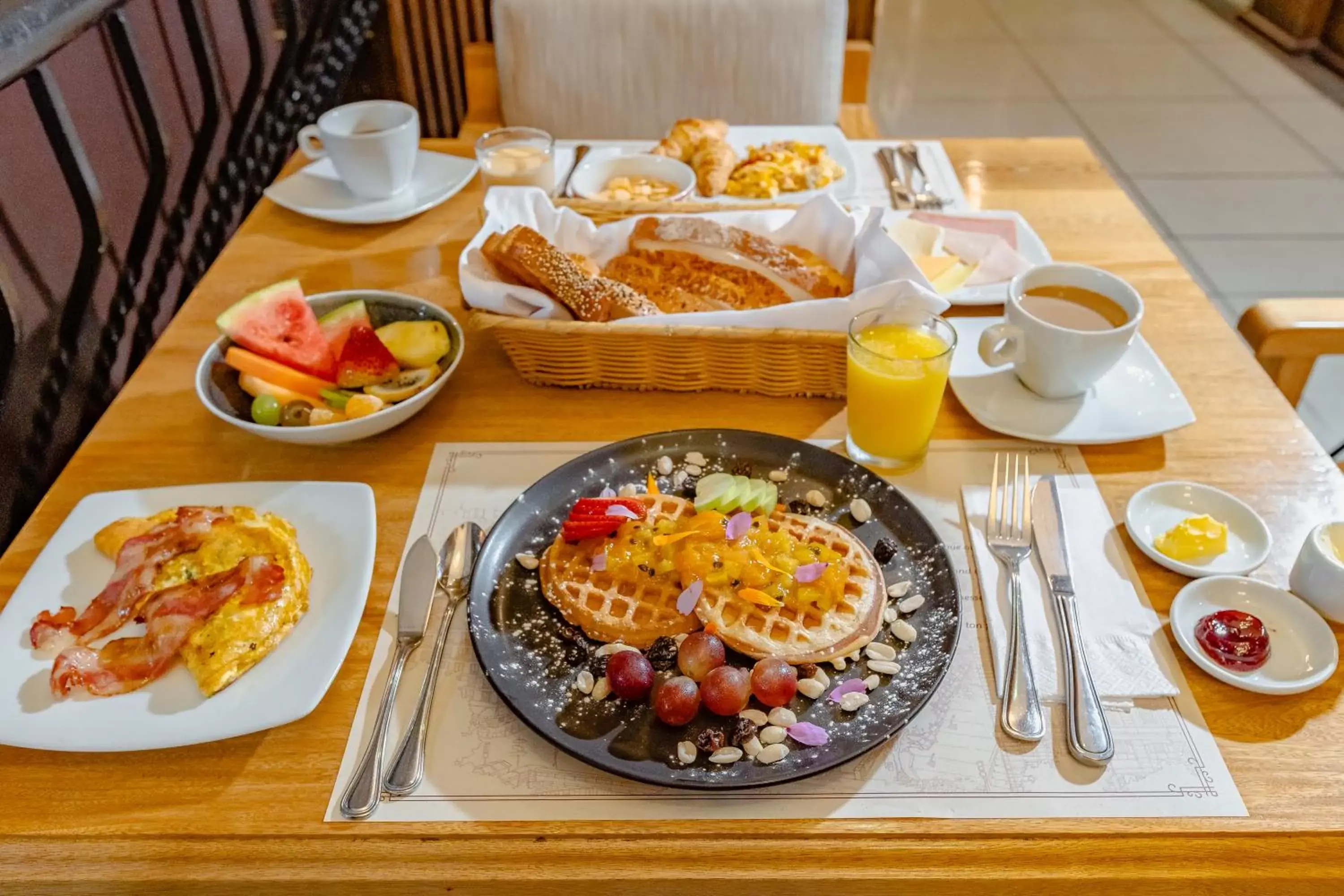 Breakfast in Hotel Du Parc