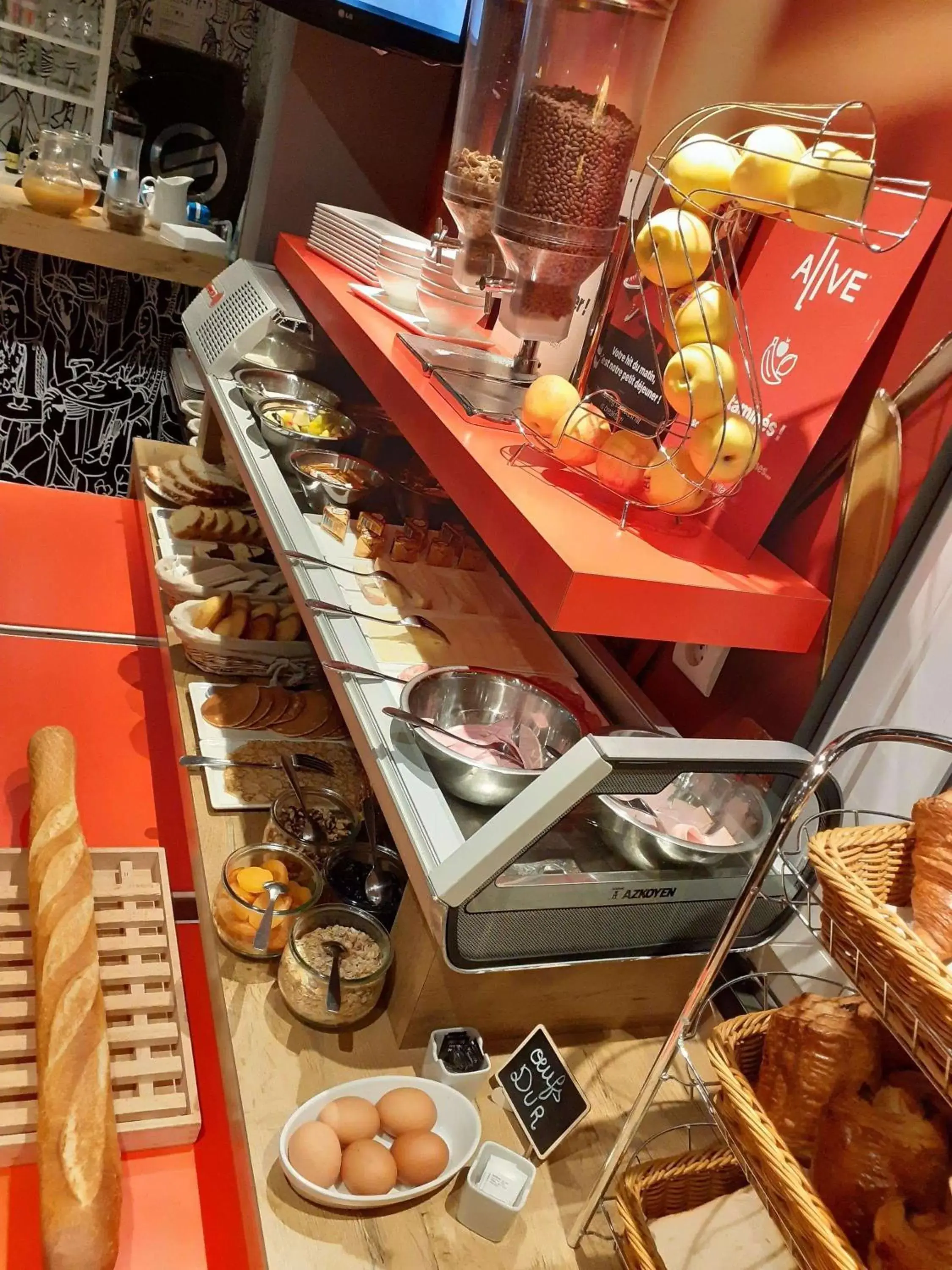 Breakfast, Food in ibis les Etangs des Moines Breakfast, Food in ibis les Etangs des Moines