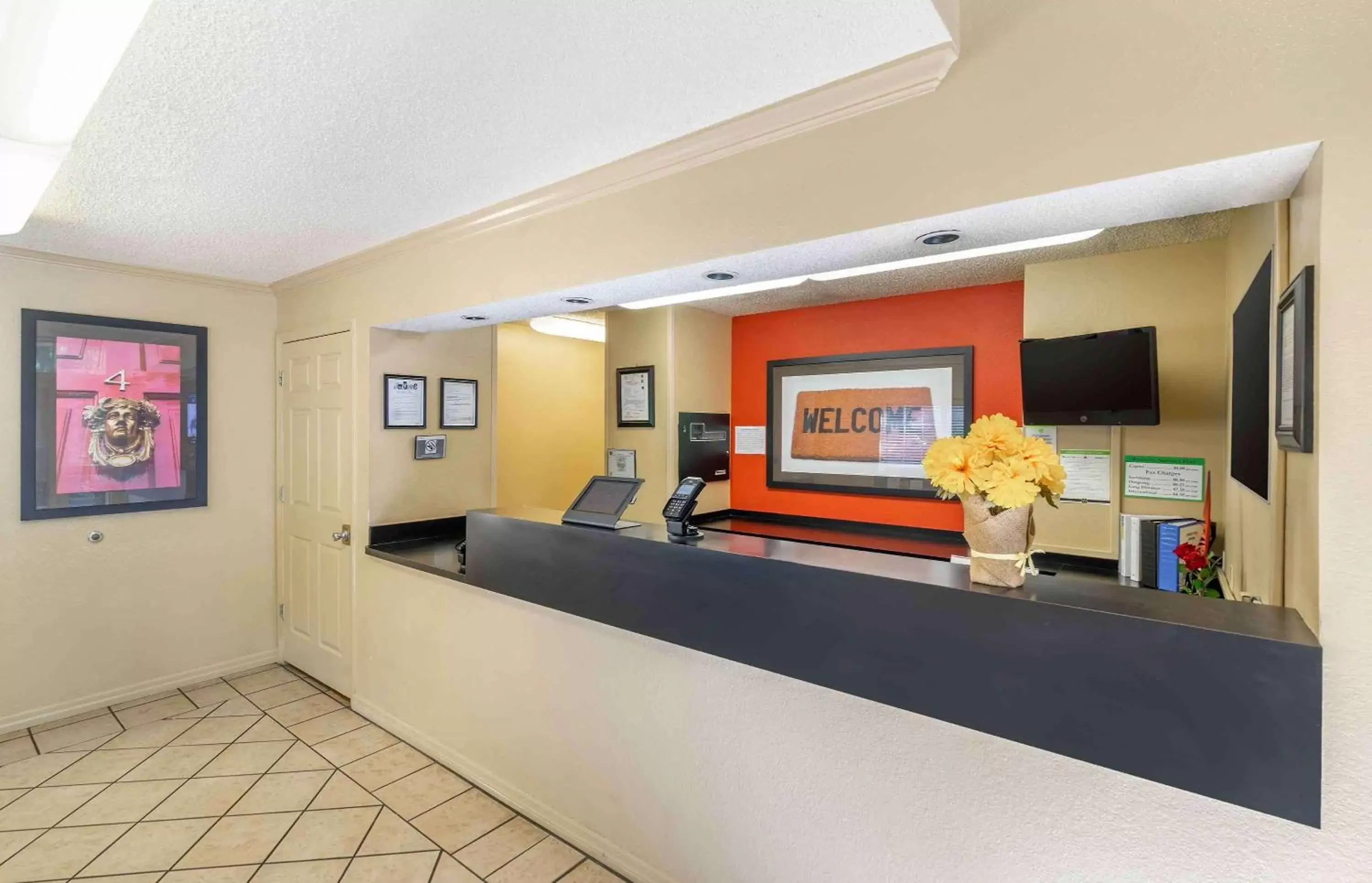 Lobby or reception in Extended Stay America Select Suites - Tampa - Brandon Lobby or reception in Extended Stay America Select Suites - Tampa - Brandon