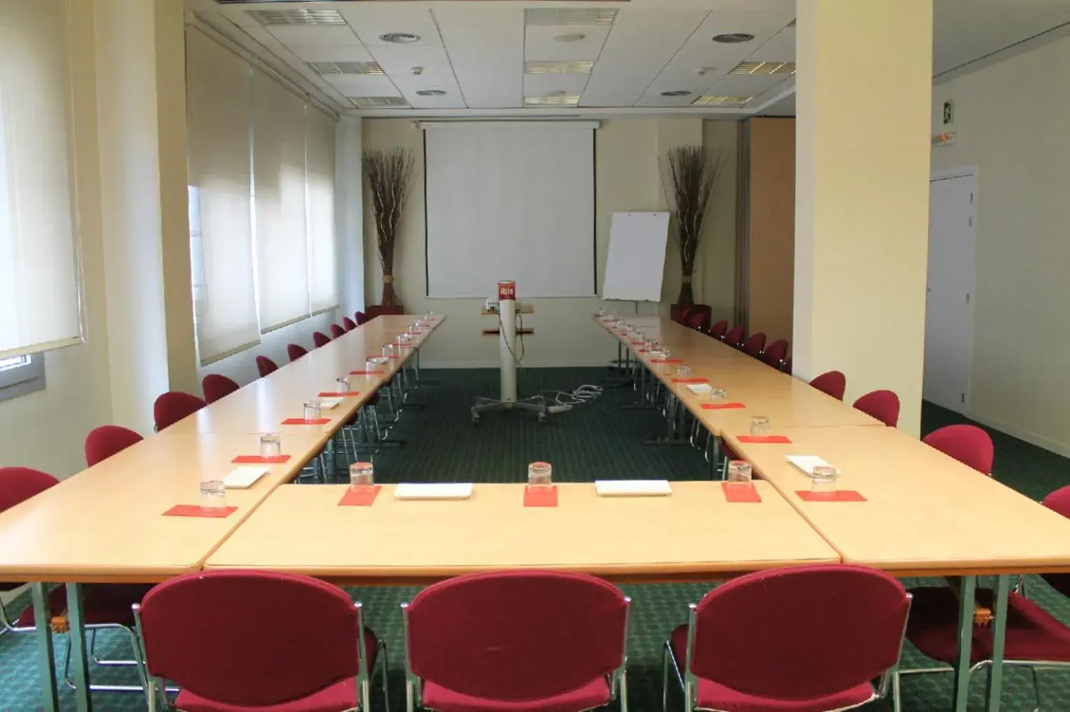 Meeting/conference room in Ibis Barcelona Molins de Rei