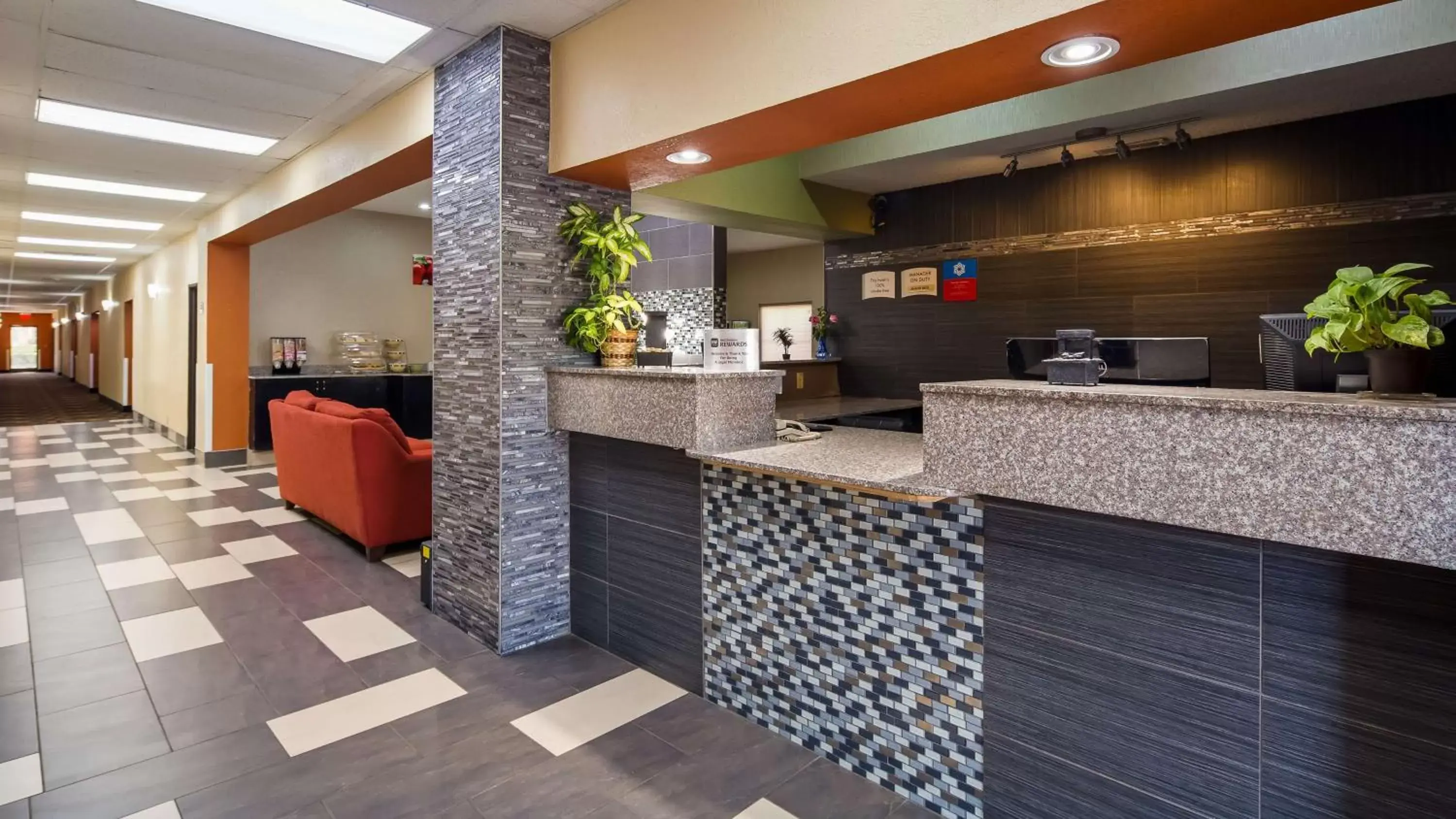 Lobby or reception, Lobby/Reception in SureStay Plus Hotel by Best Western Blue Springs