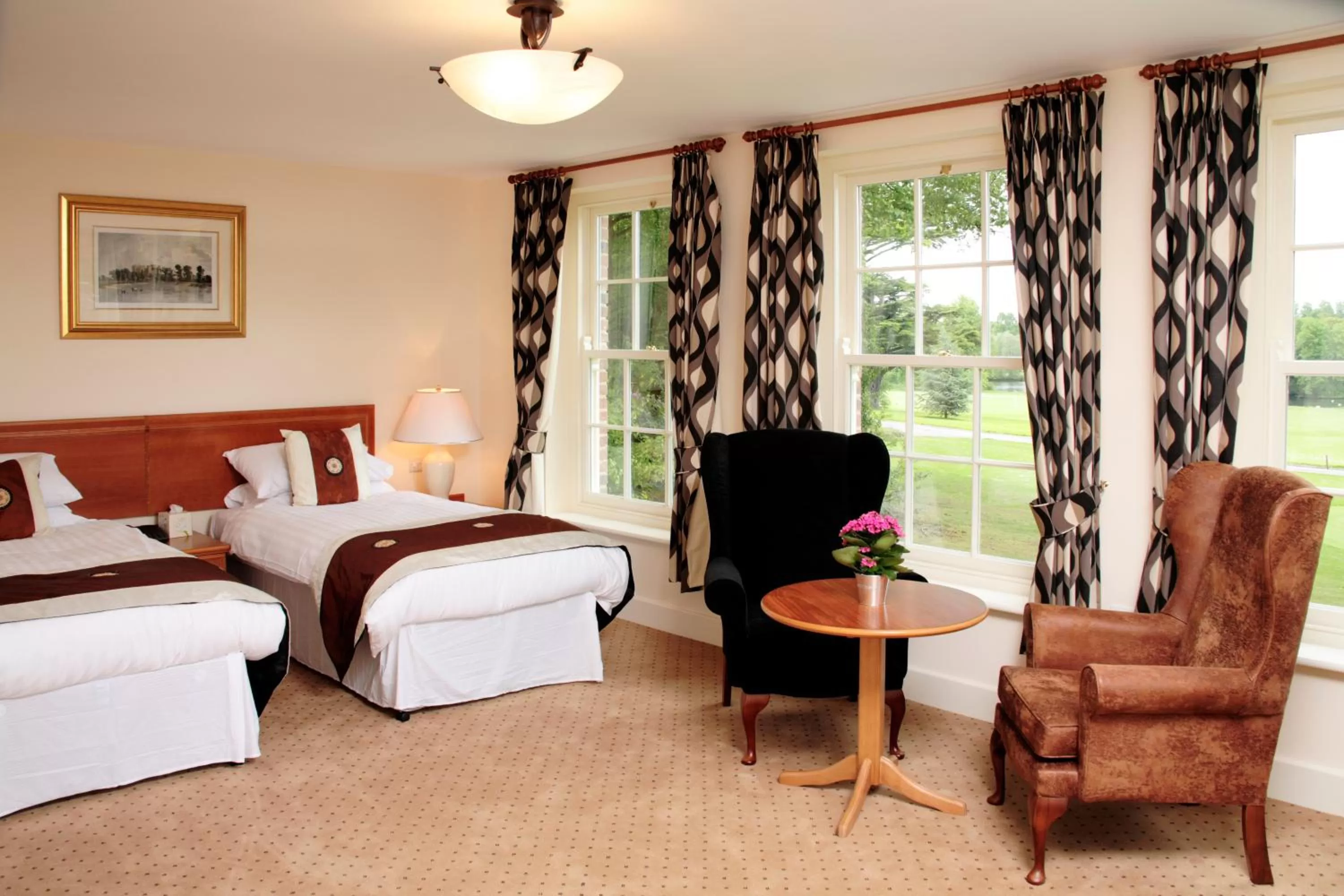 Bed in Donnington Grove Hotel & Golf Club