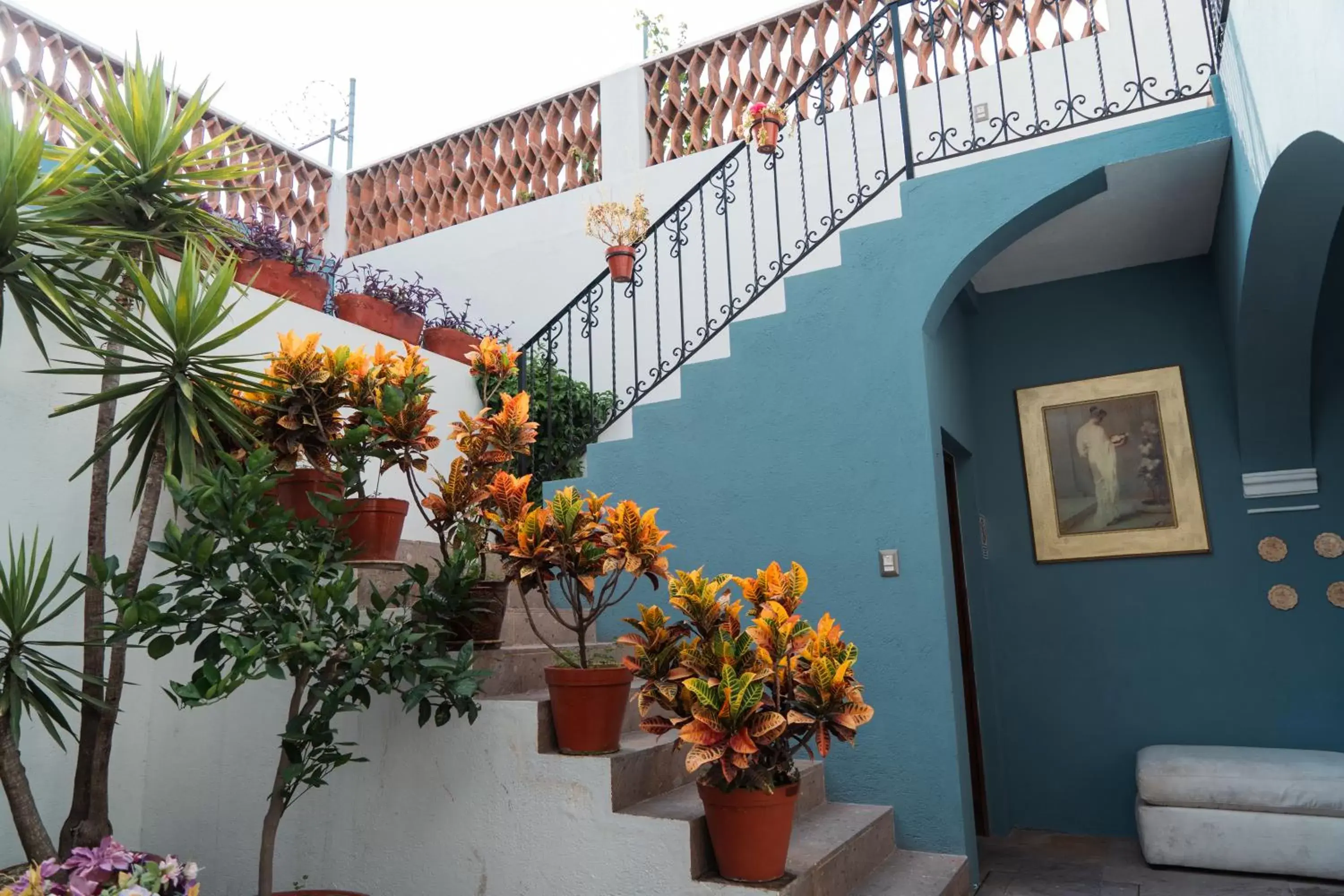 Property building in Hotel Boutique Casa Altamira