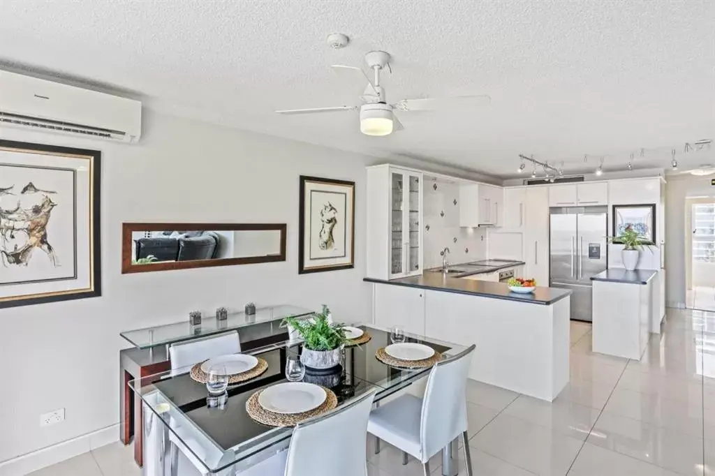 Dining Area in One The Esplanade Apartments on Surfers Paradise