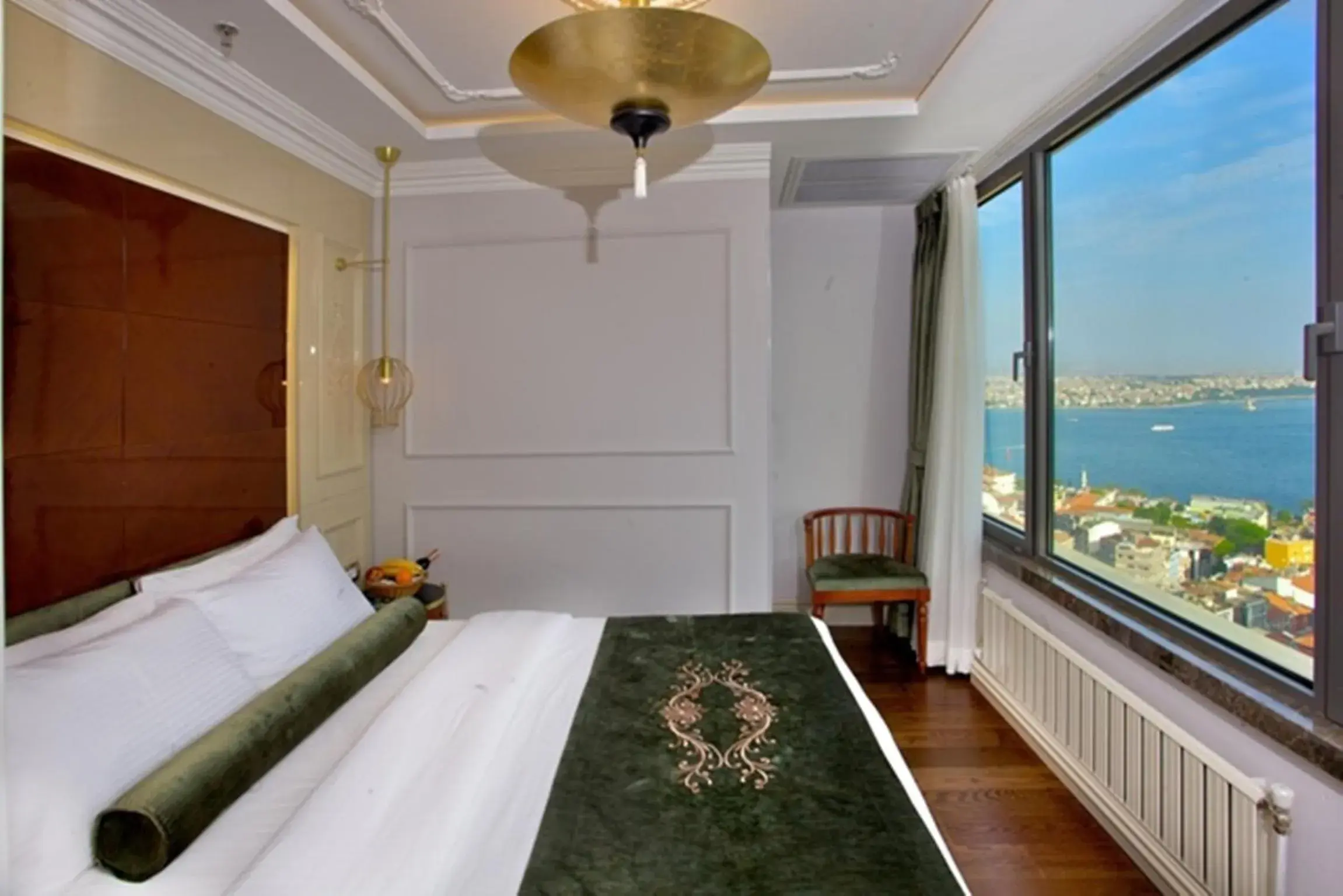 Day, Bed in Taksim Star Hotel