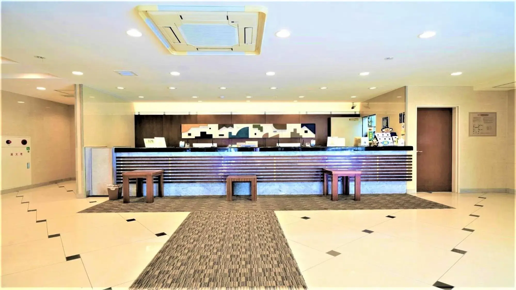 Lobby or reception in Meitetsu Inn Nagoya Kanayama