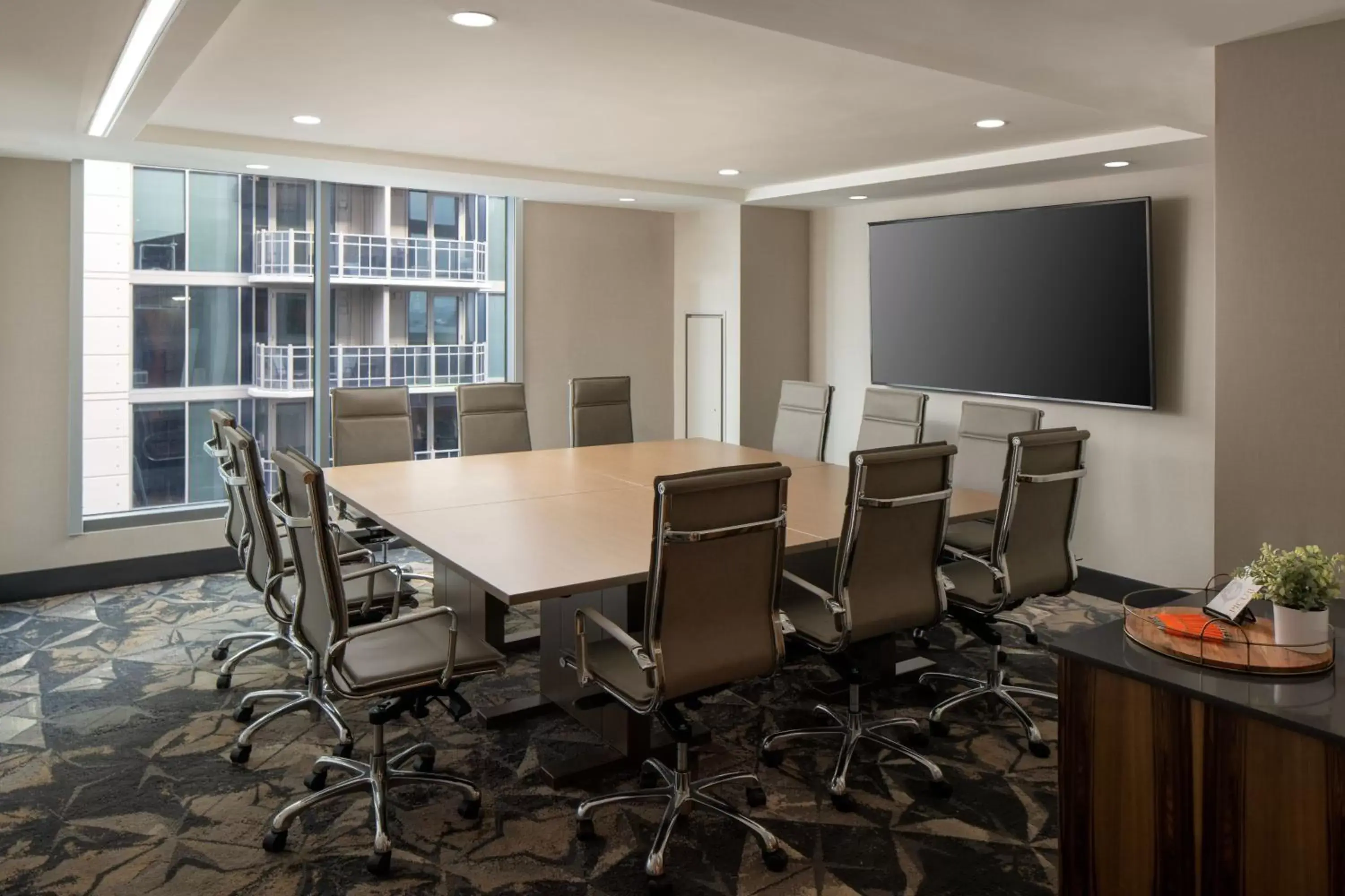 Meeting/conference room in Epicurean Atlanta, Autograph Collection