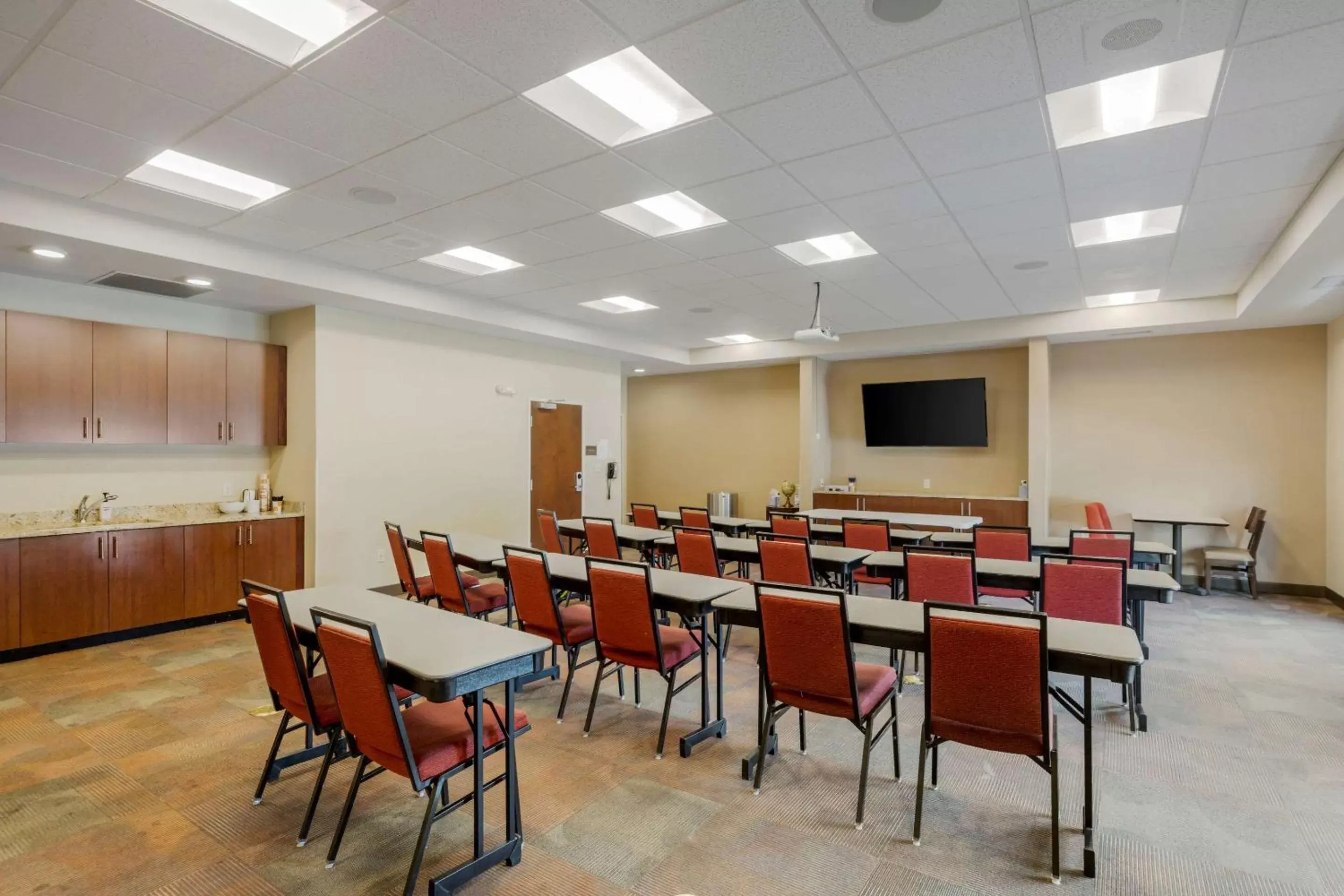 Meeting/conference room in Comfort Suites Loveland