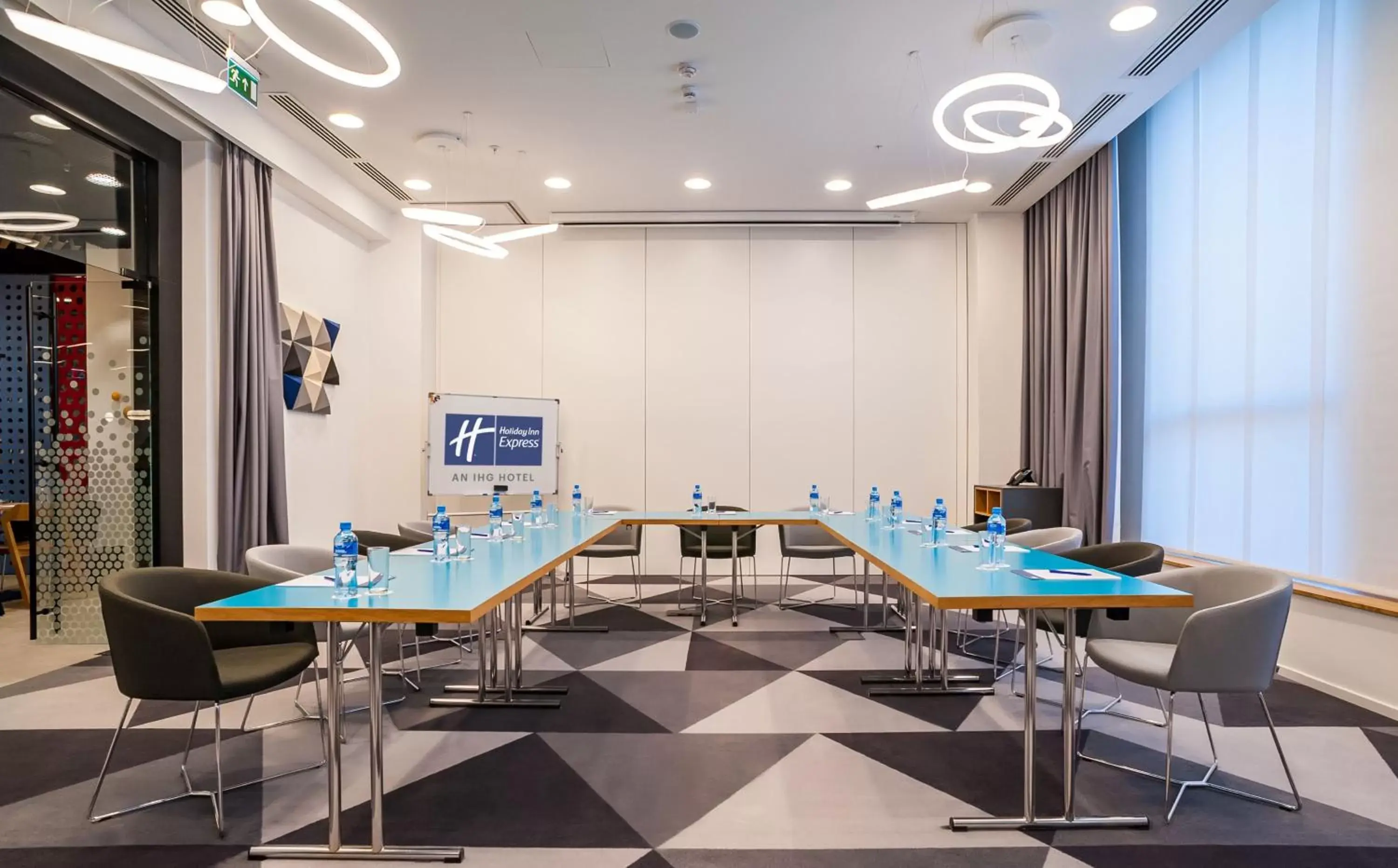 Meeting/conference room in Holiday Inn Express Tbilisi Avlabari, an IHG Hotel