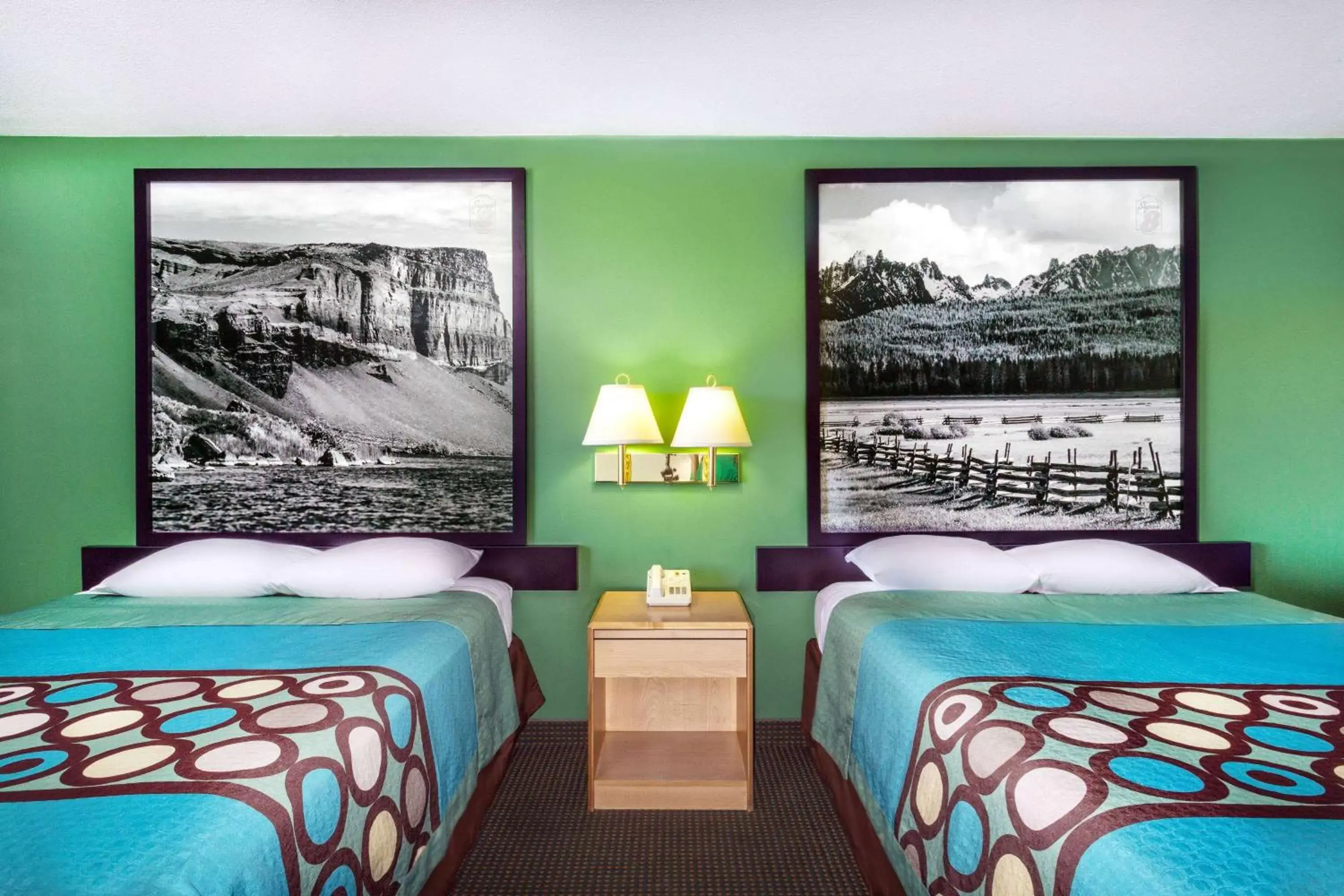 Photo of the whole room, Bed in Super 8 by Wyndham Heyburn Photo of the whole room, Bed in Super 8 by Wyndham Heyburn