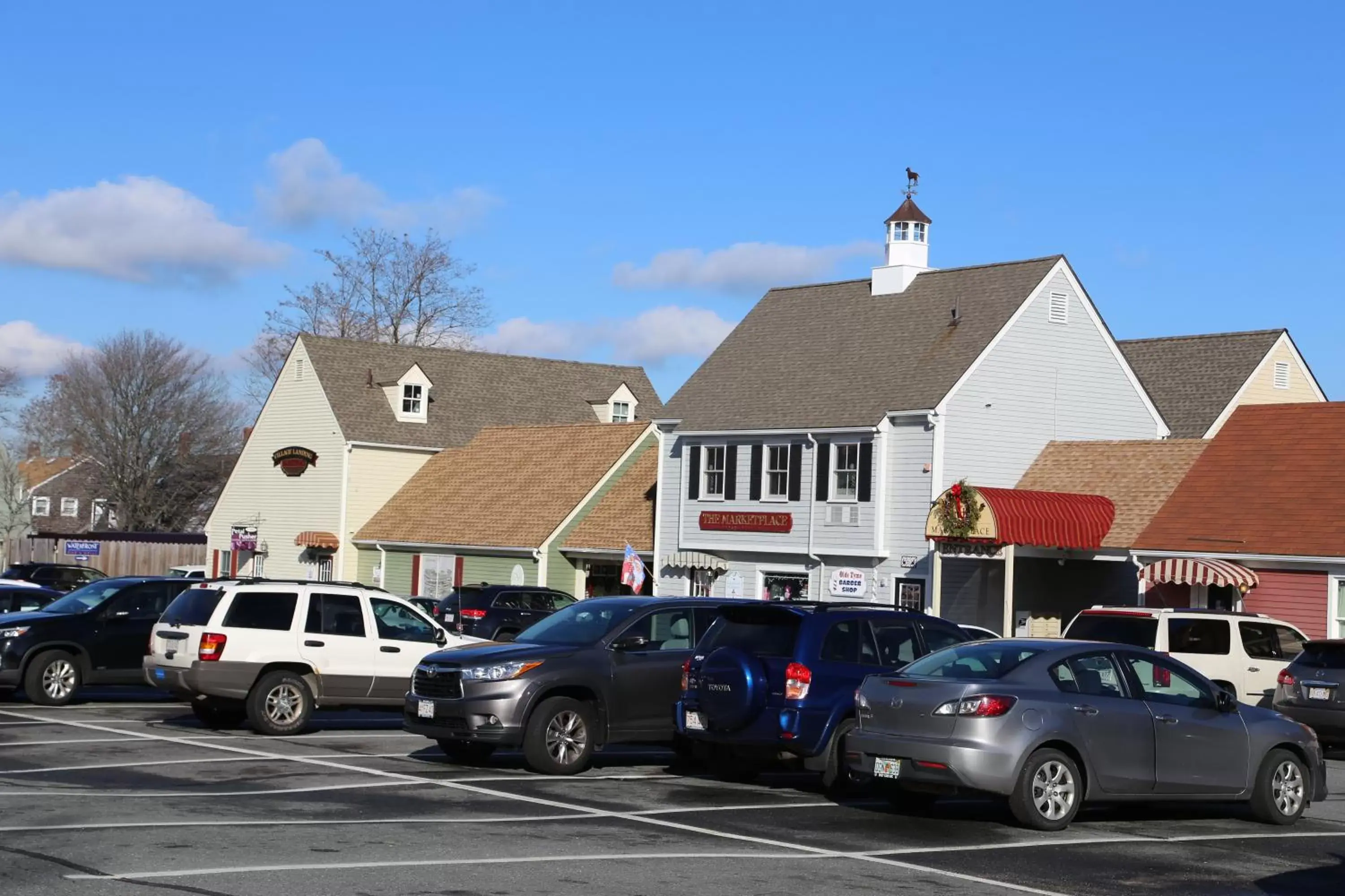 Day, Property Building in Hotel 1620 Plymouth Harbor