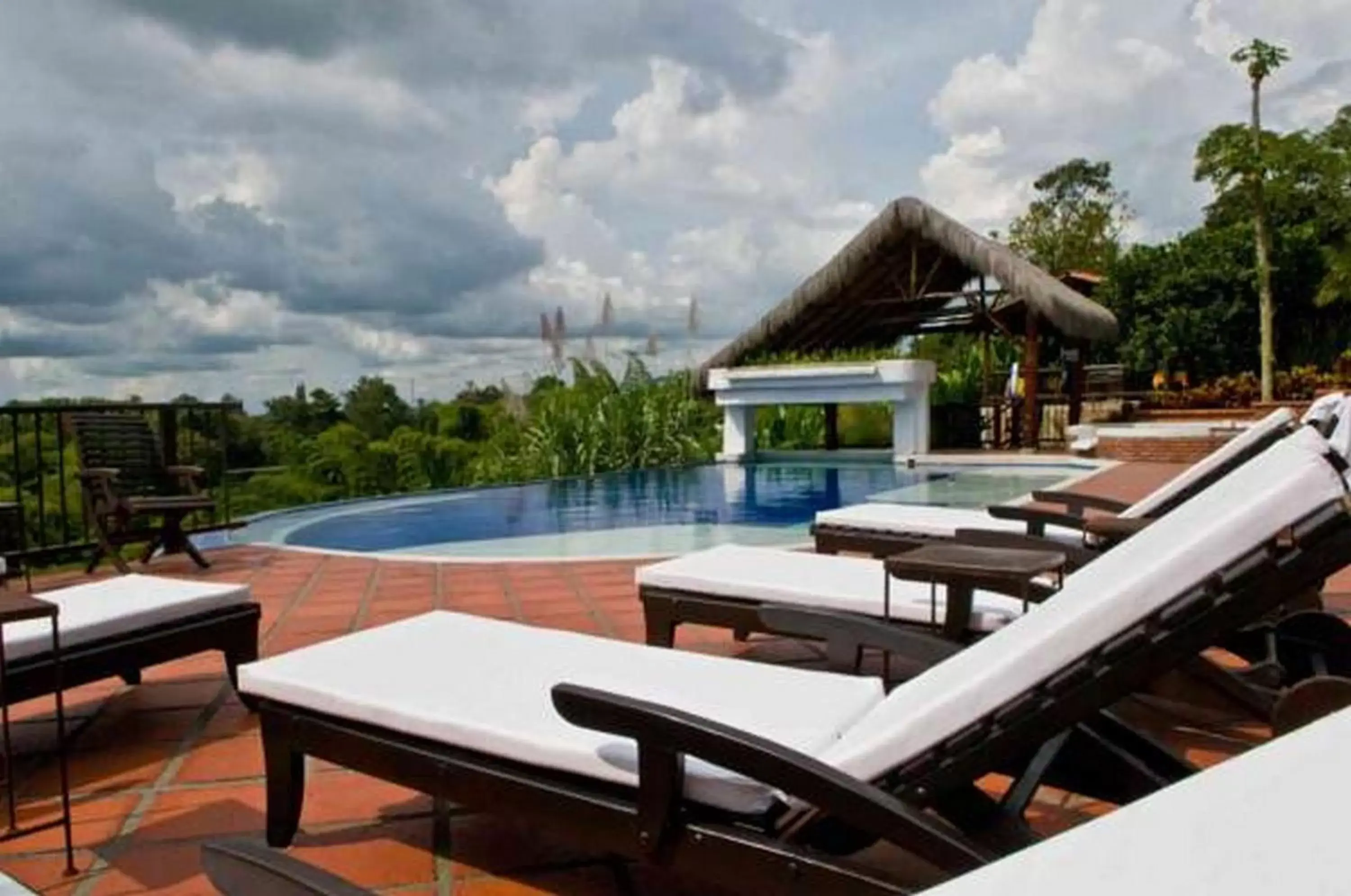 Swimming Pool in Hotel Hacienda Combia