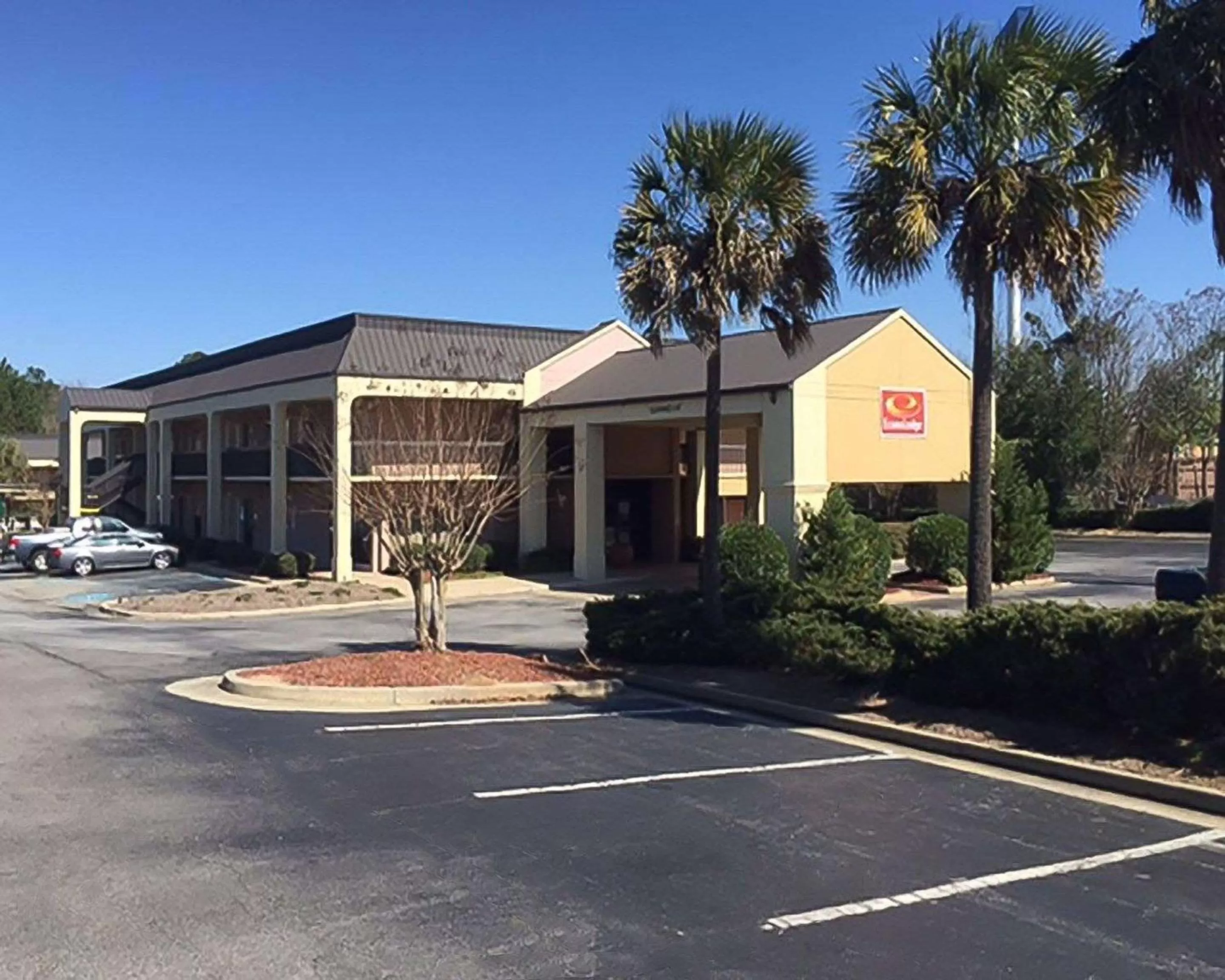 Property building in Econo Lodge Cordele