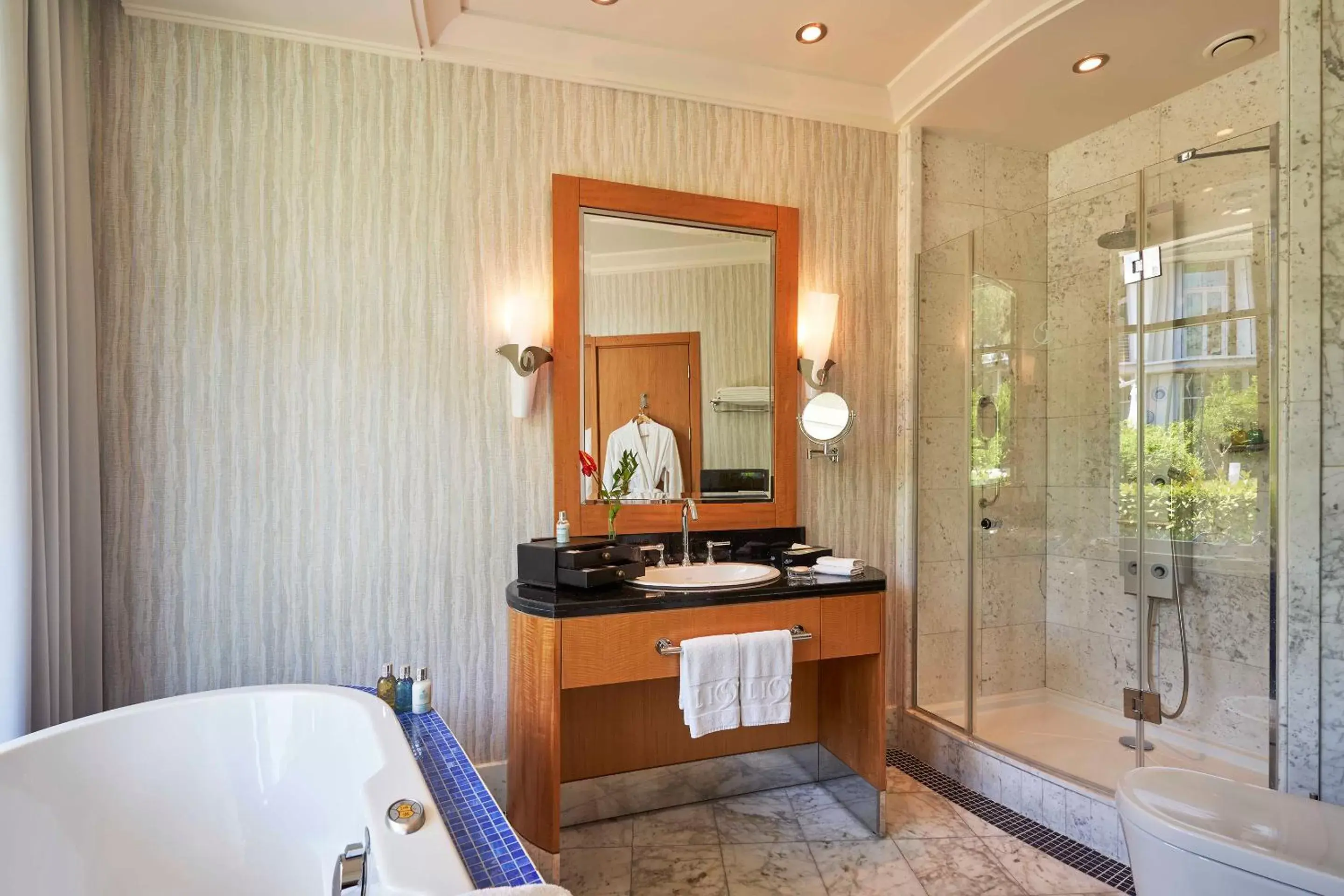 Bathroom in Calista Luxury Resort