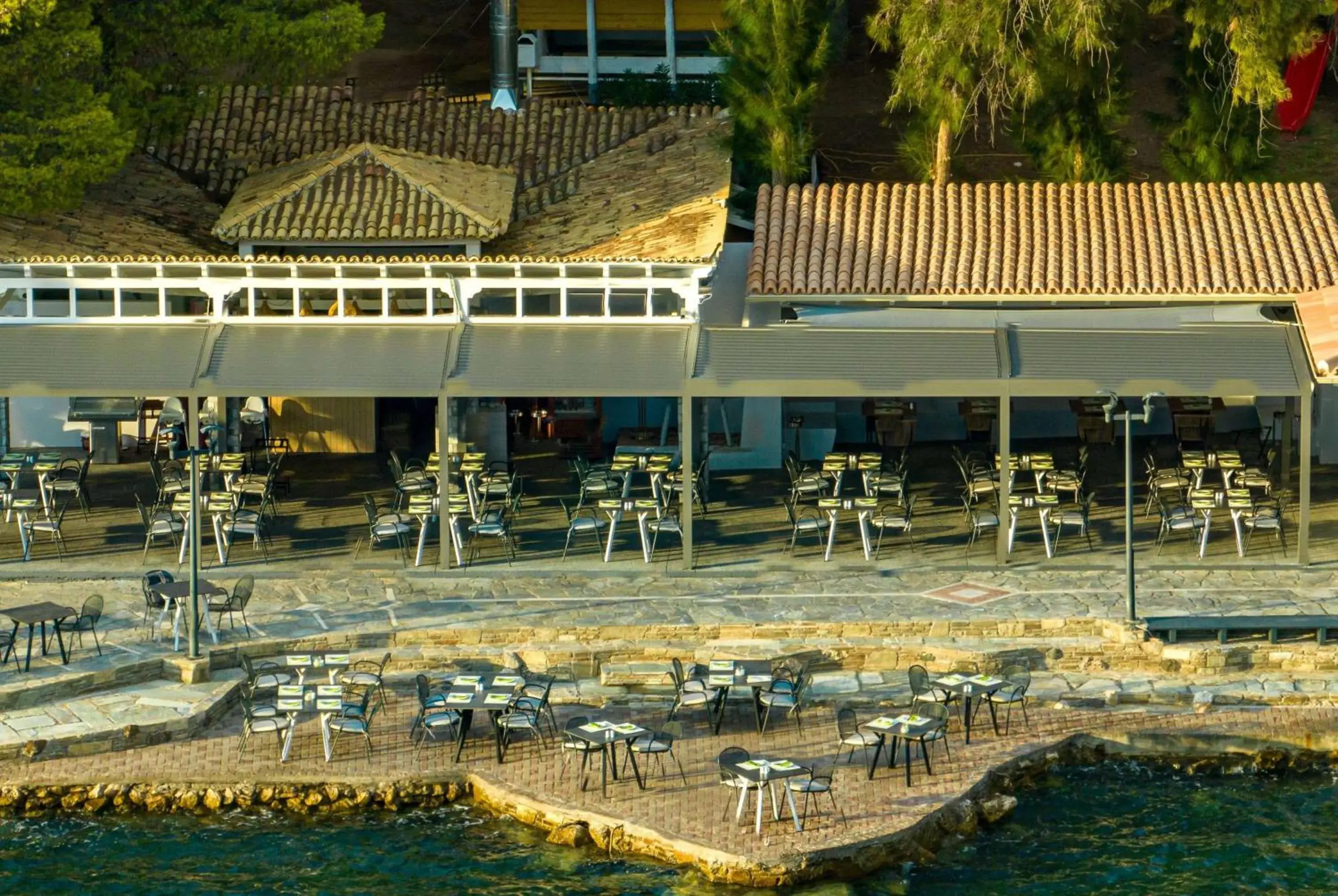 Restaurant/places to eat, Property Building in Wyndham Loutraki Poseidon Resort