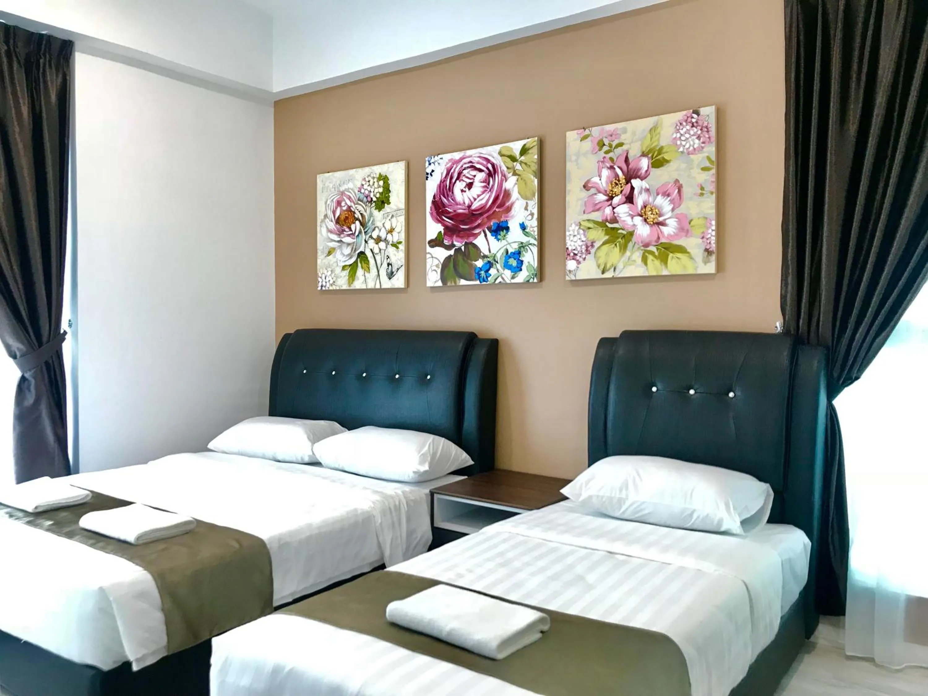 Bedroom in Sunset Seaview Vacation Condos @ Infinity Avenue