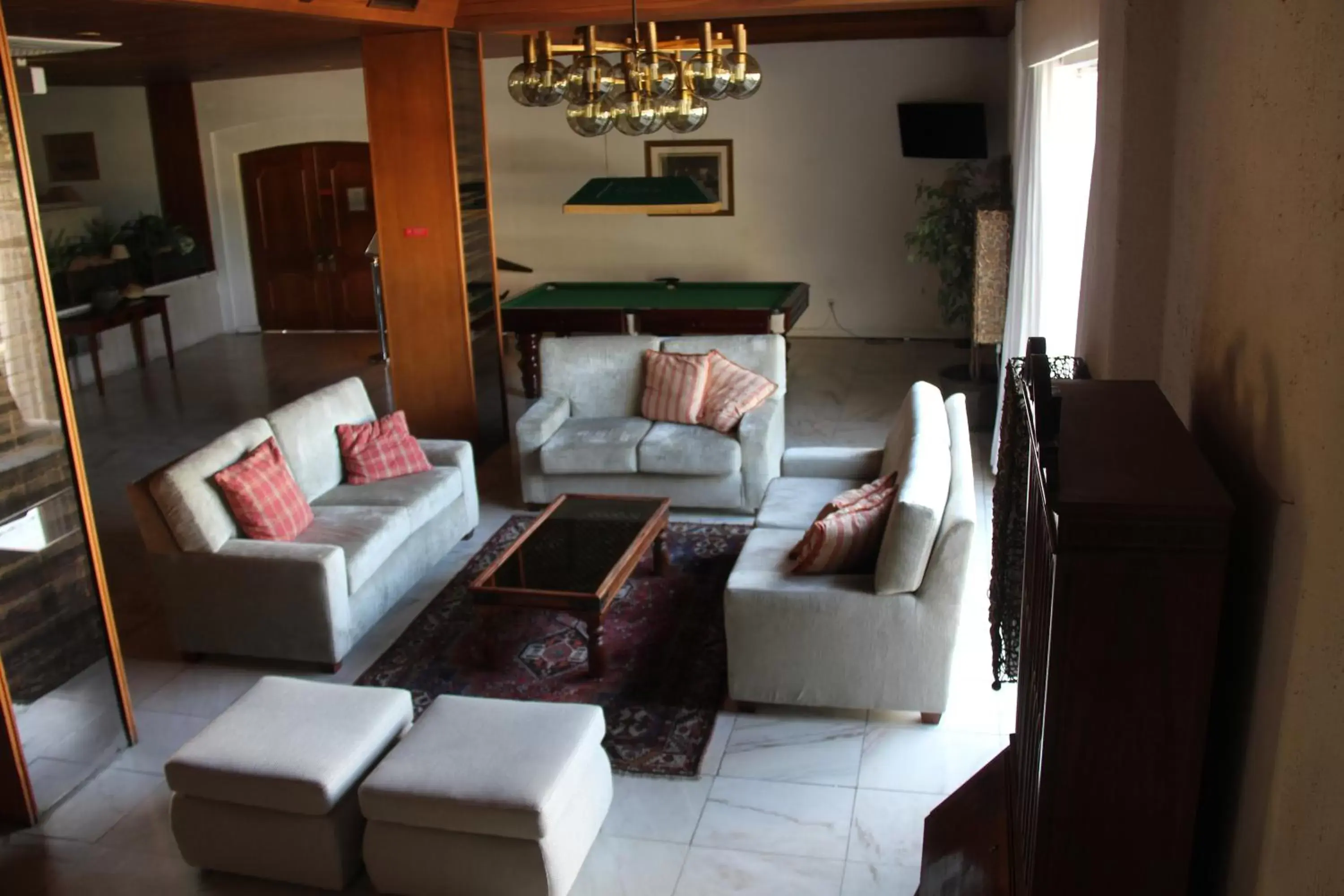 Billiard, Seating Area in Hotel Vasco Da Gama