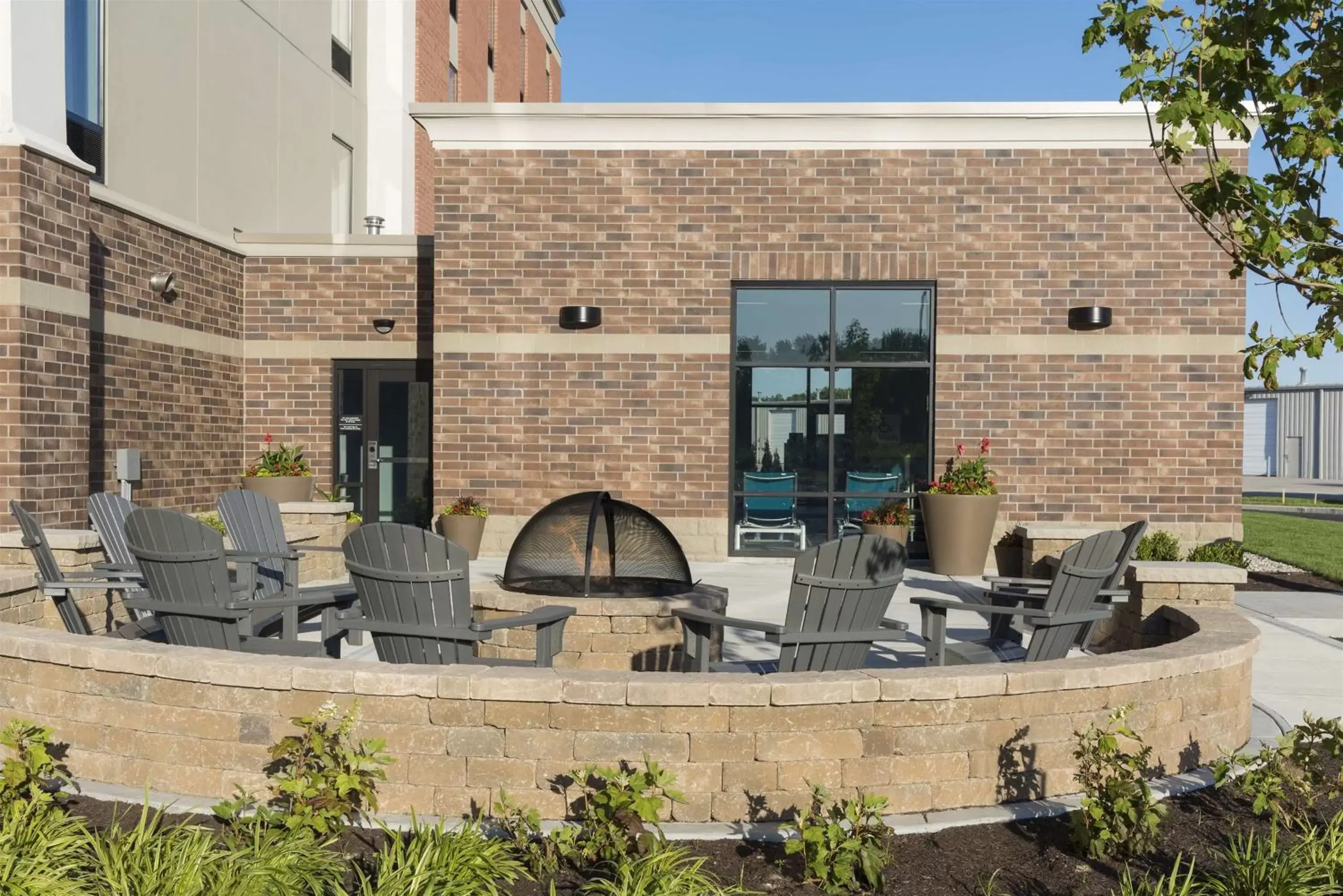 Property building in Hampton Inn Westfield Indianapolis