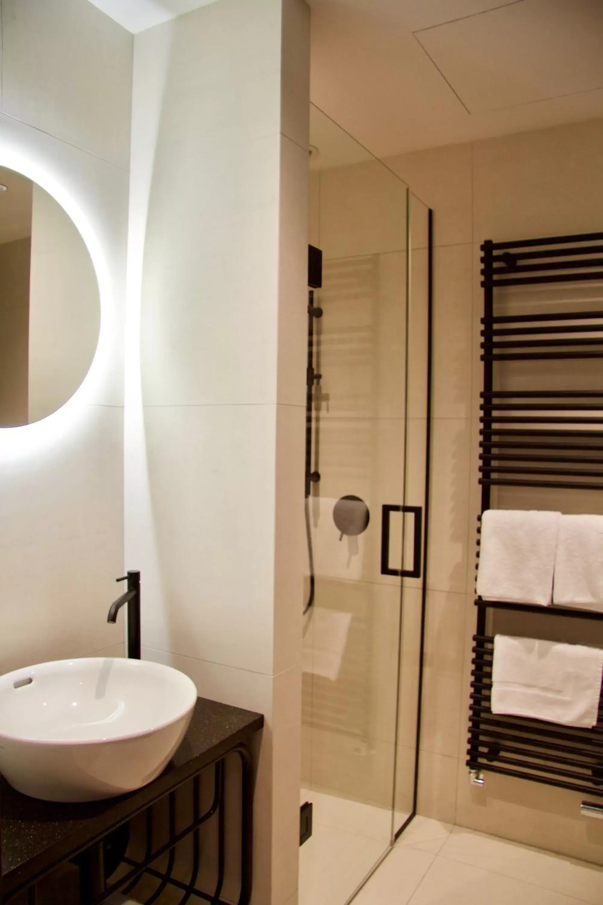 Bathroom in Red & Blue Design Hotel Prague