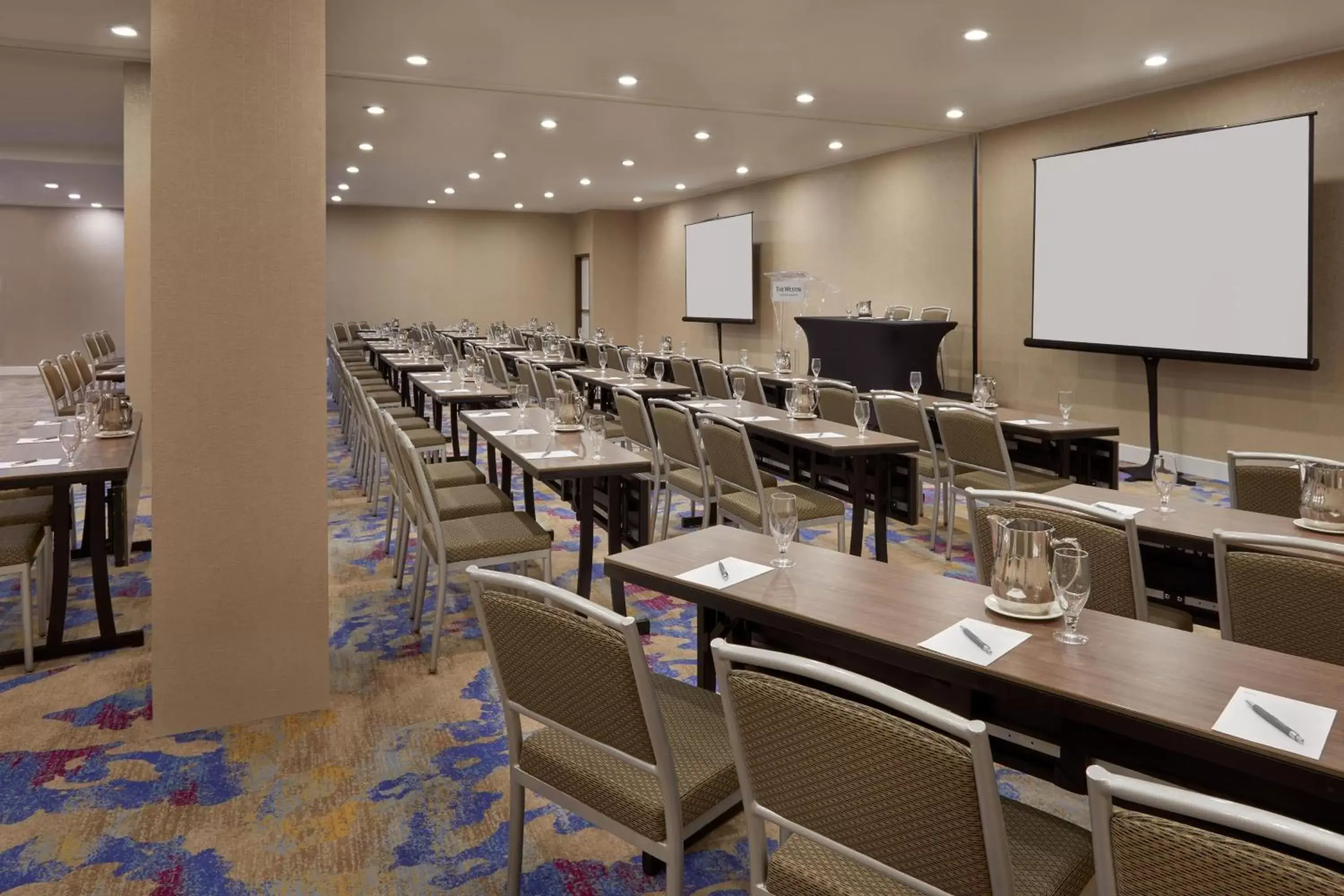 Meeting/conference room in The Westin Toronto Airport