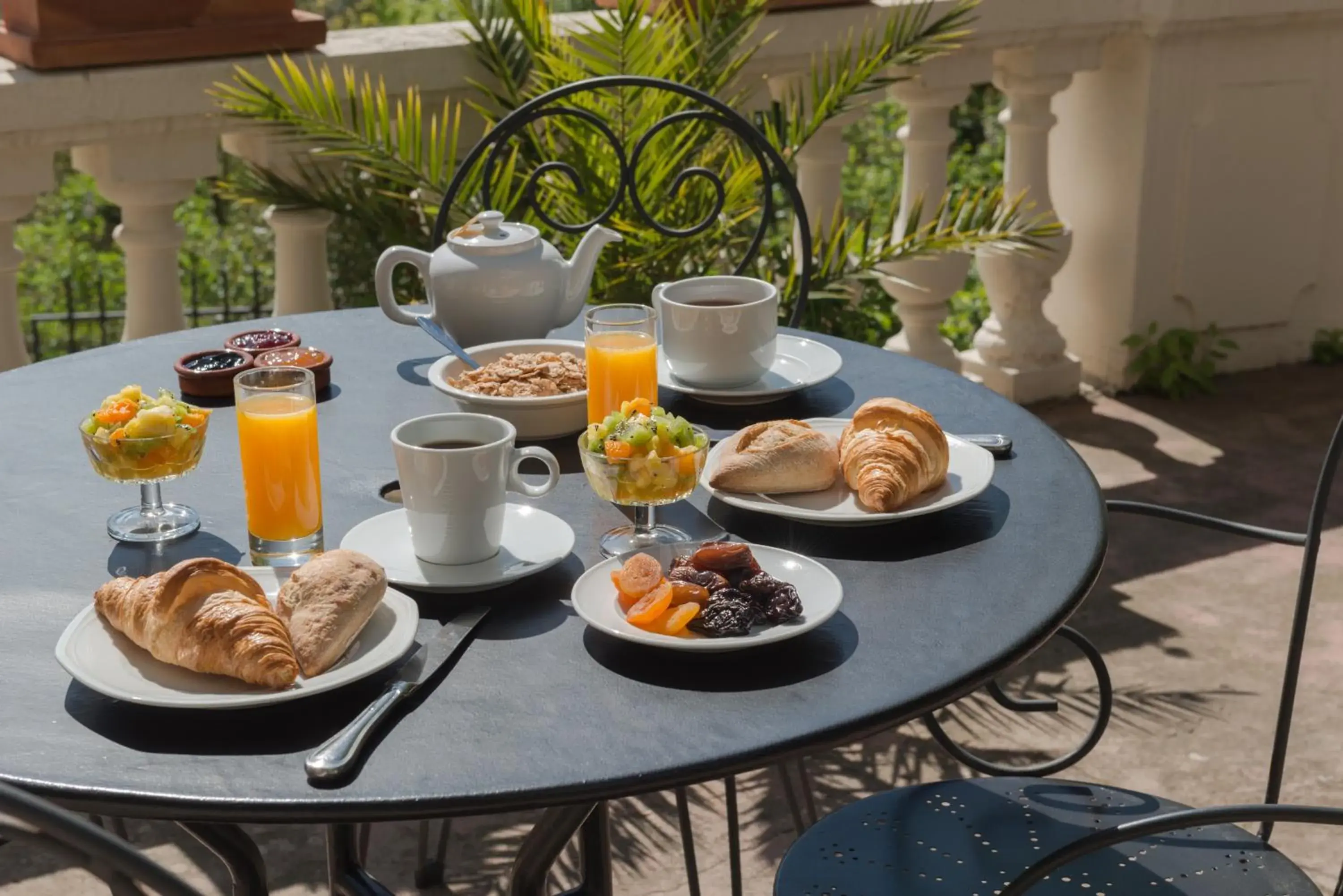 Continental breakfast, Breakfast in La Bellaudiere