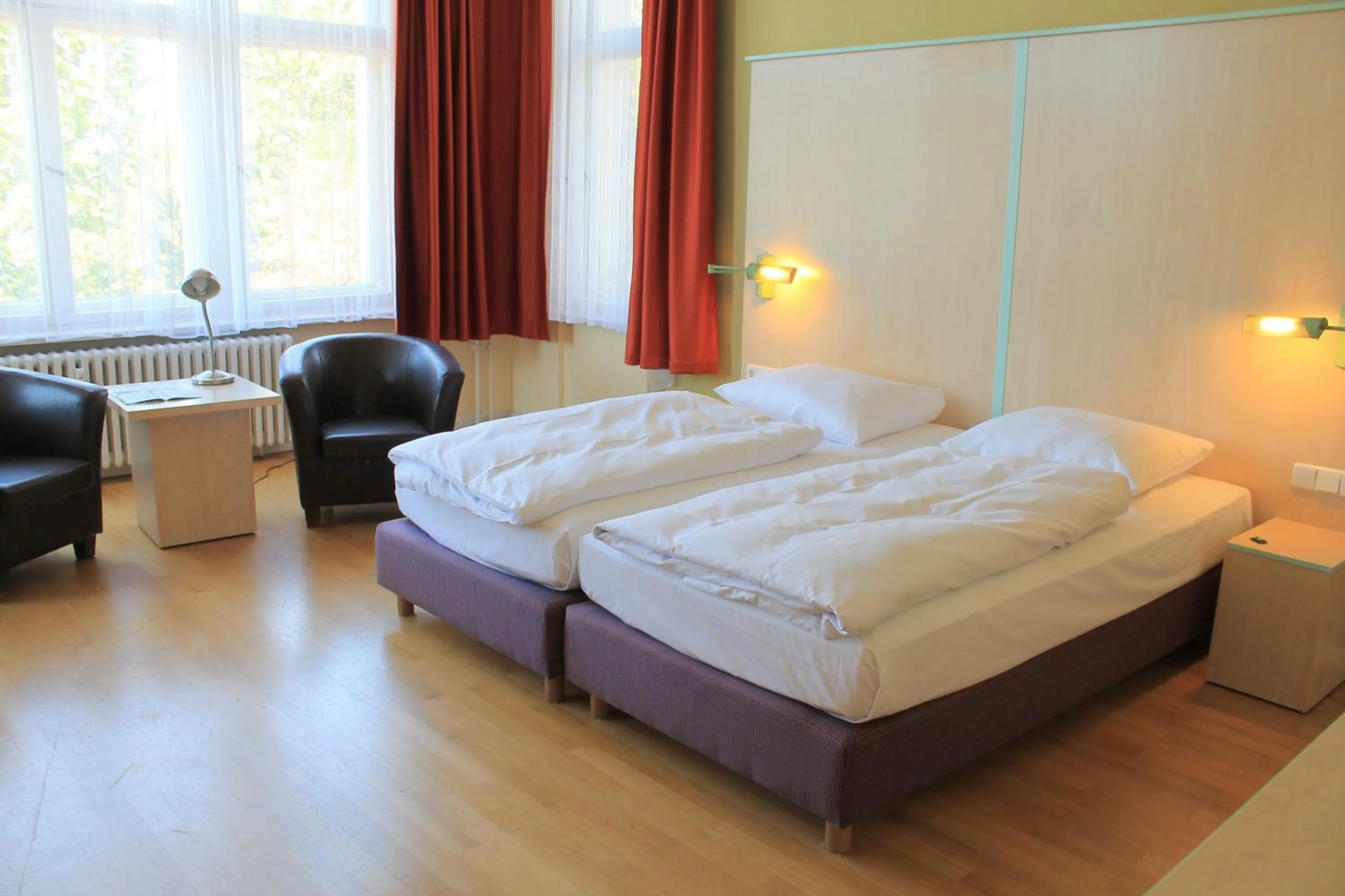 Photo of the whole room, Bed in Hotel Hansablick