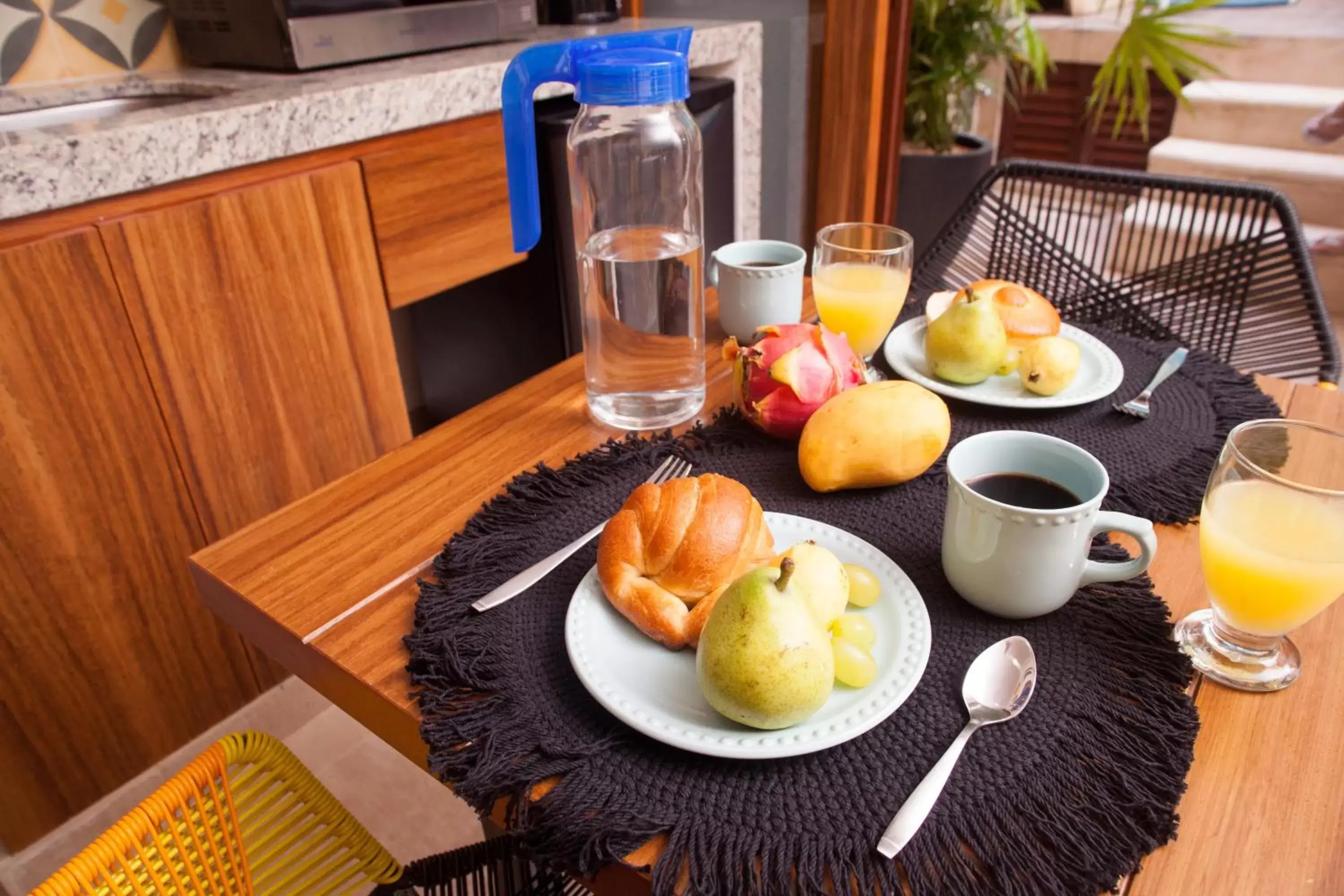 Dining area, Breakfast in Latino Hotel Boutique