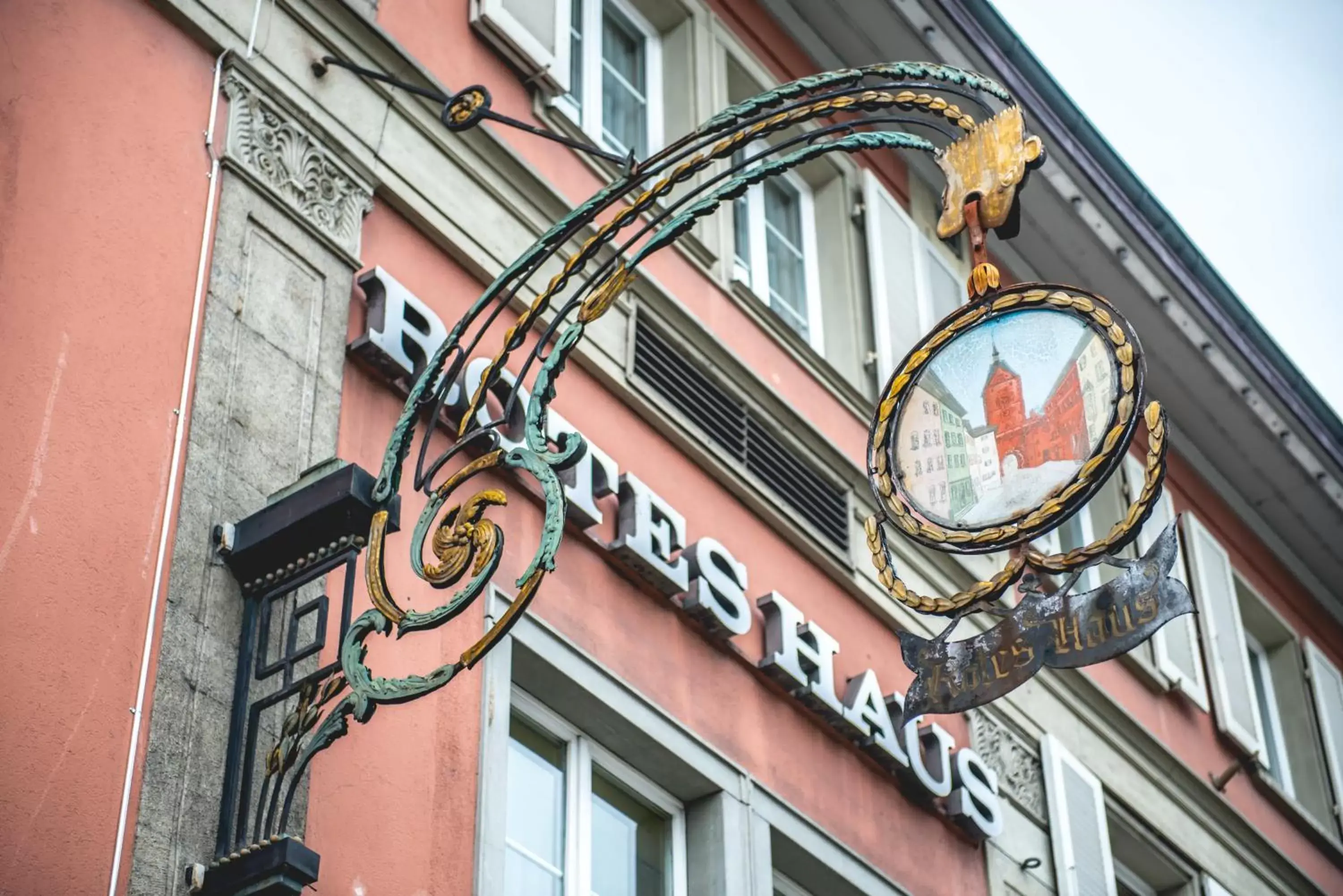 Facade/entrance, Property Building in Hotel Rotes Haus