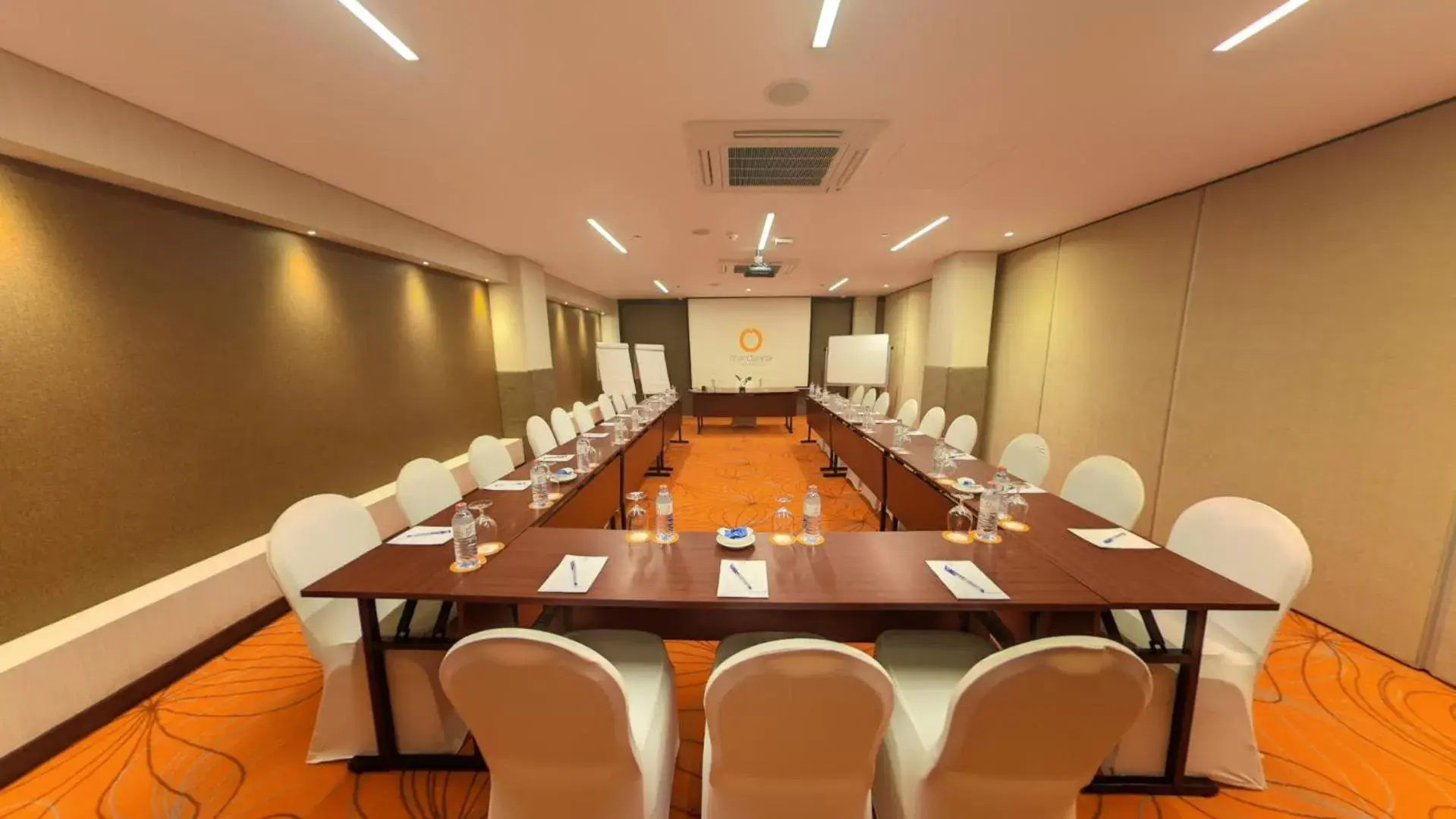 Banquet/Function facilities in Mandarina Colombo