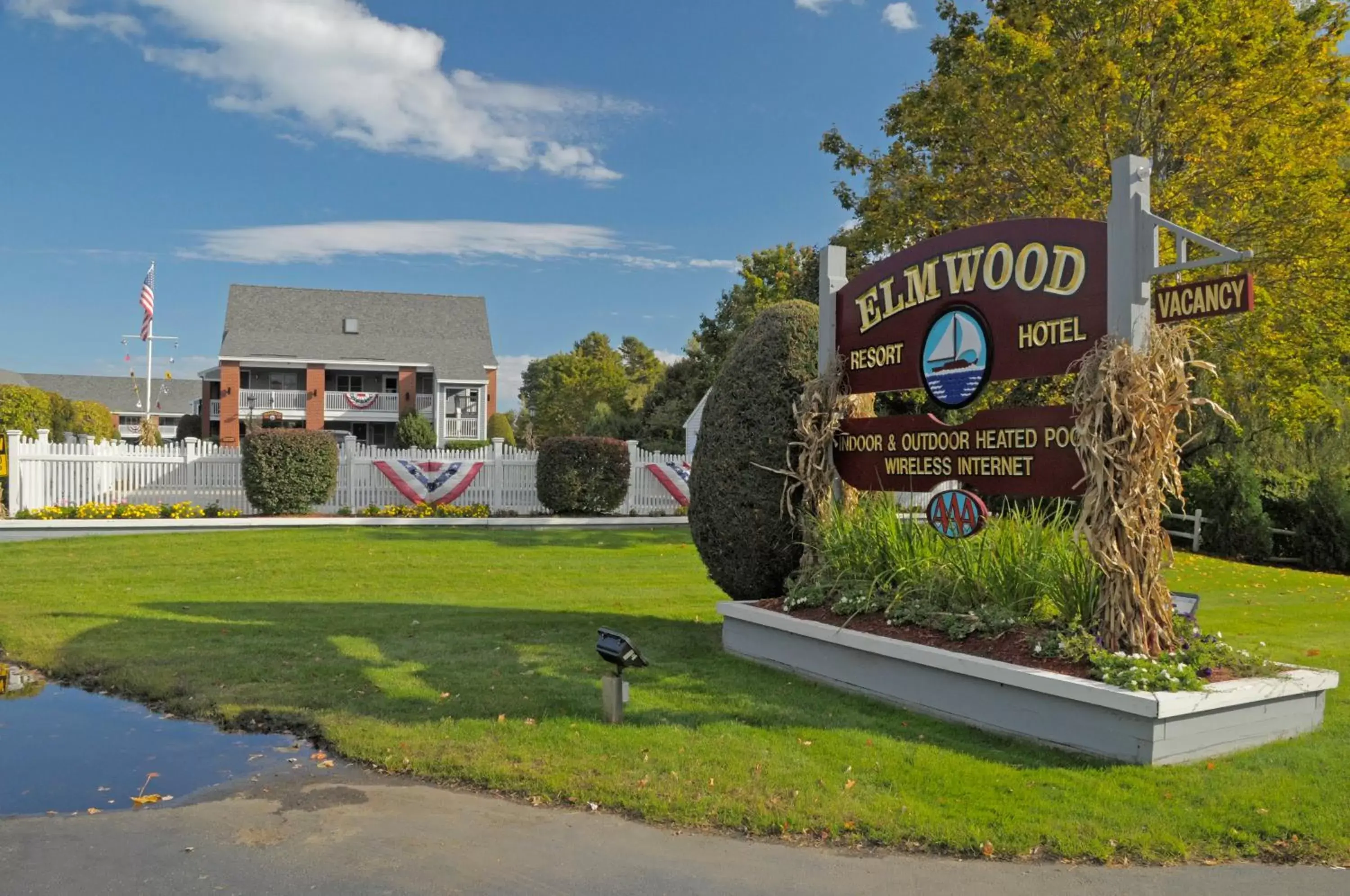 Garden in Elmwood Resort Hotel