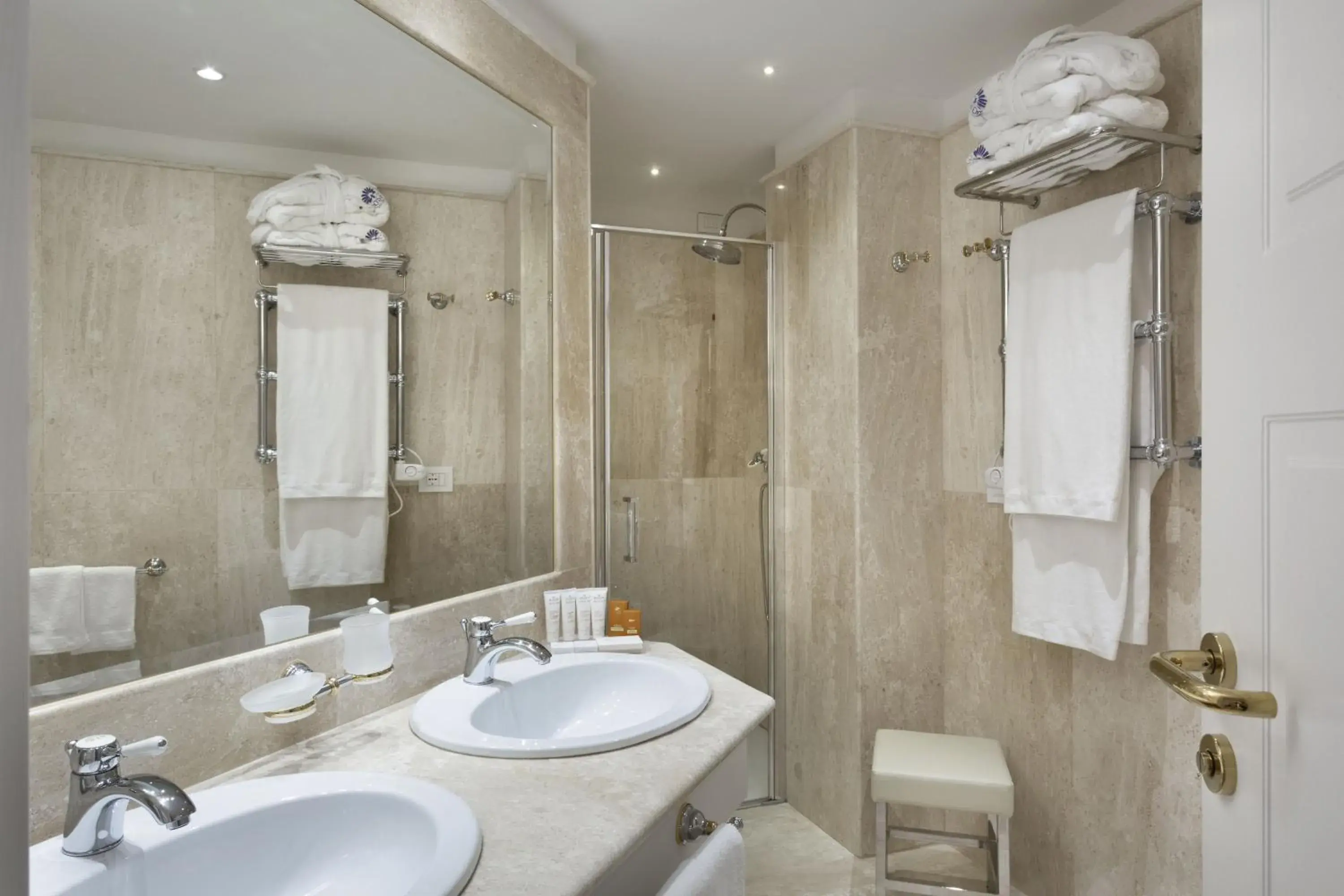 Bathroom in Hotel Abi D'Oru
