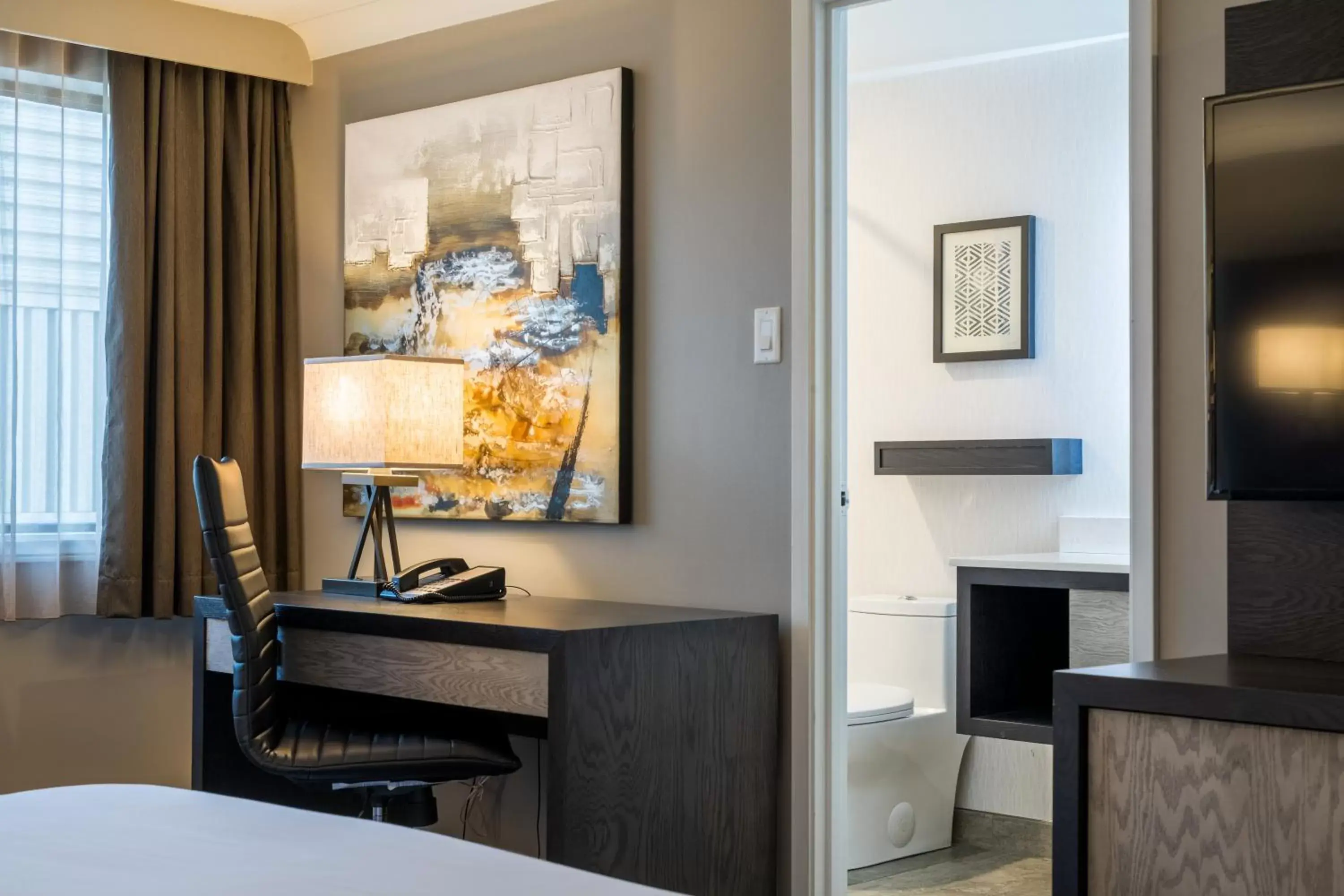 Bed in Crowne Plaza Hotel Moncton Downtown by IHG Bed in Crowne Plaza Hotel Moncton Downtown by IHG