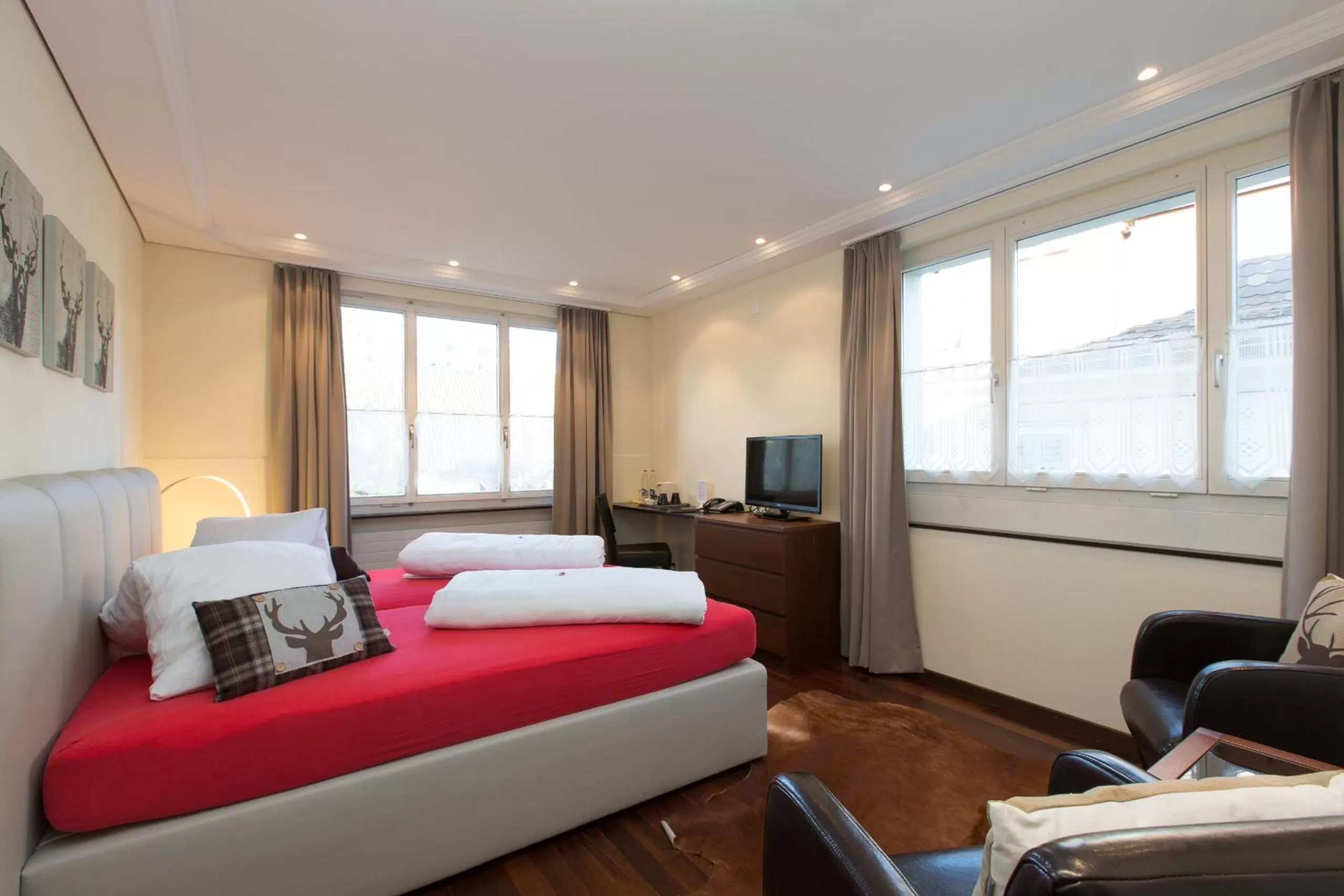 Photo of the whole room, Bed in Hotel Landhaus Säntis Herisau