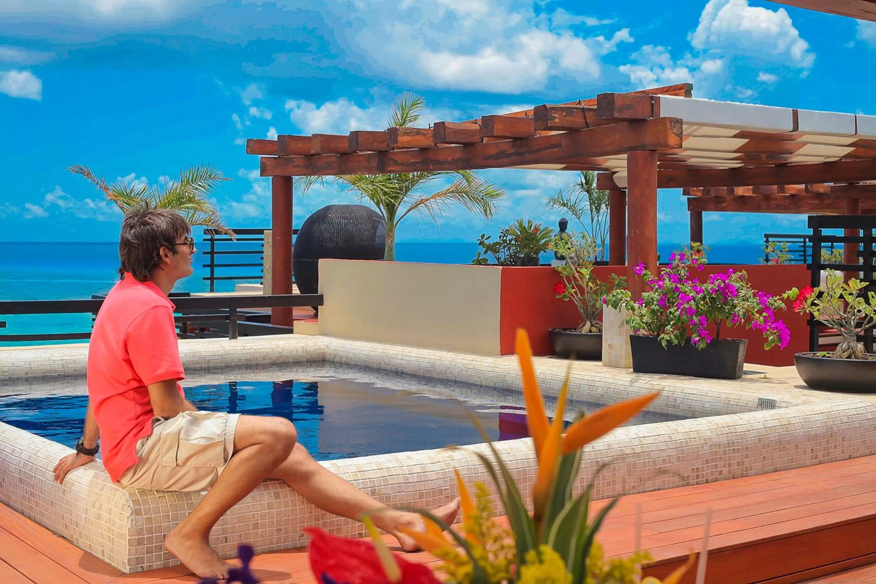 Swimming pool in La Divina by Aldea Thai