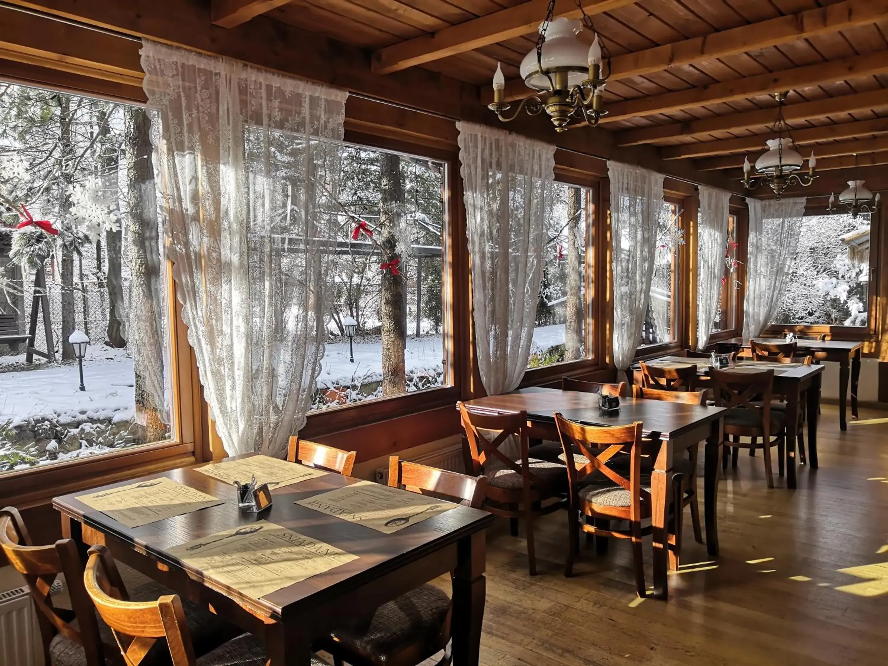 Restaurant/Places to Eat in Czarny Potok