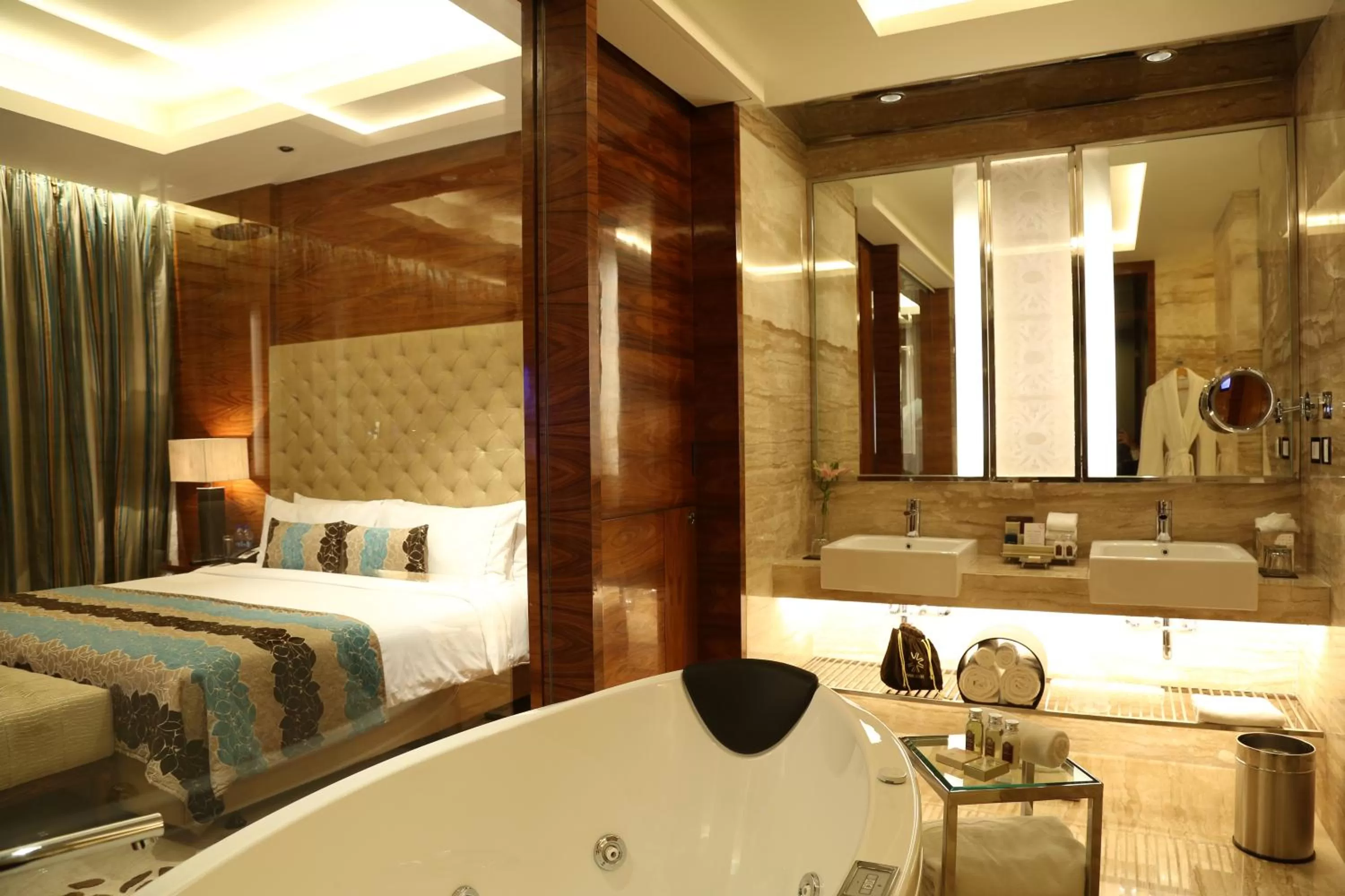 Bathroom, Bed in Taj City Centre Gurugram