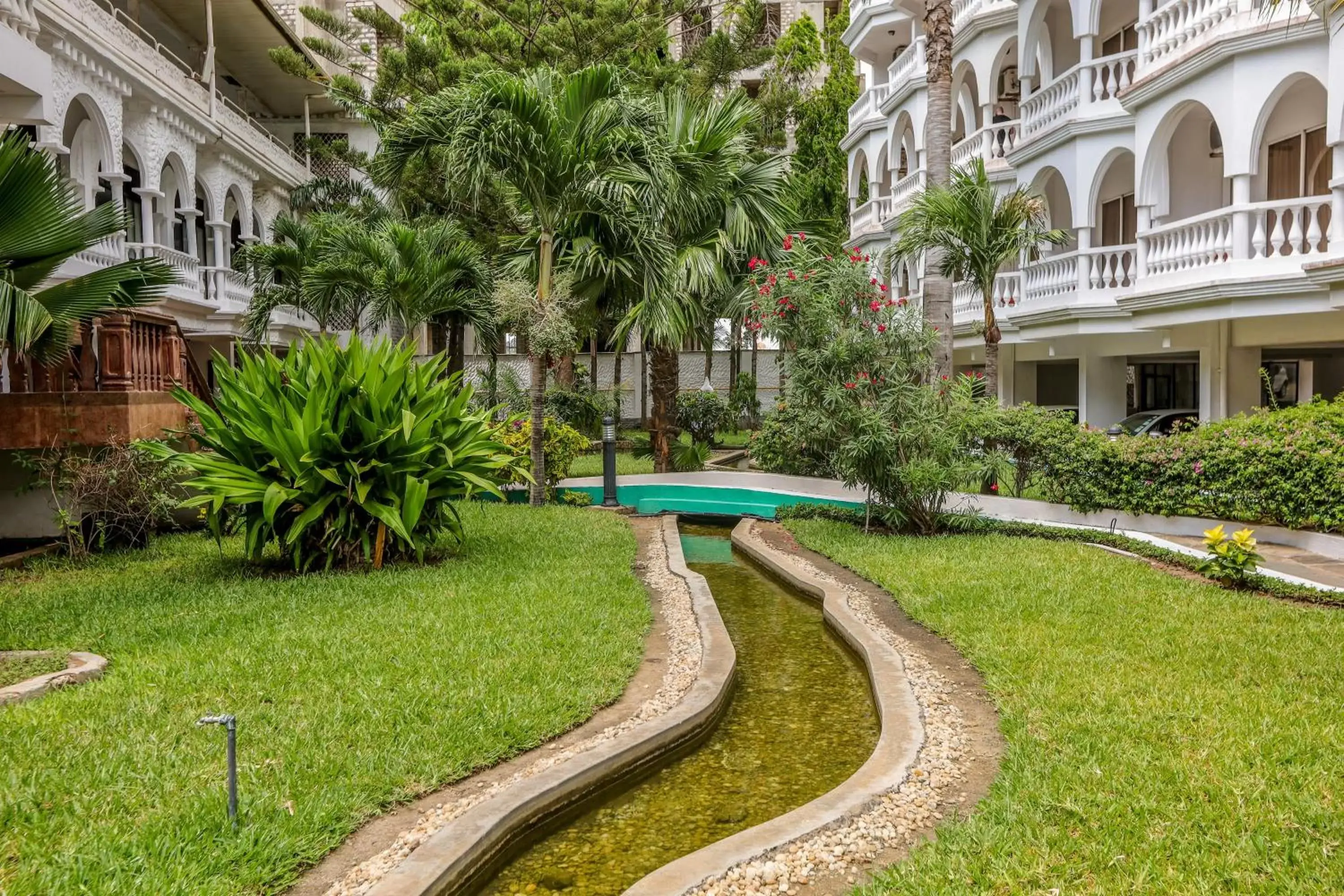 Garden in CityBlue Creekside Hotel & Suites