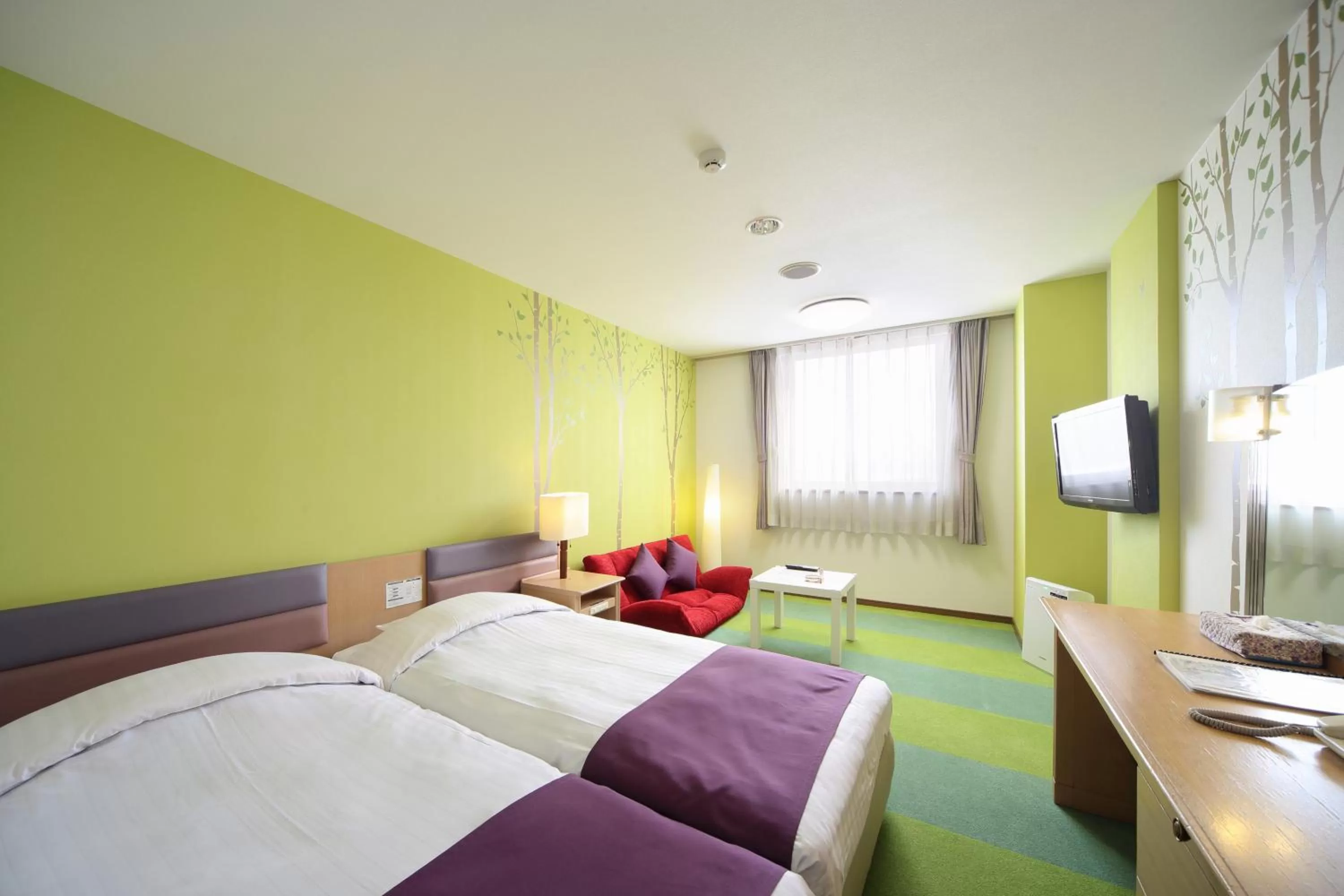 Hollywood Twin with low bed - single occupancy - Non-Smoking in Hotel Naturwald Furano