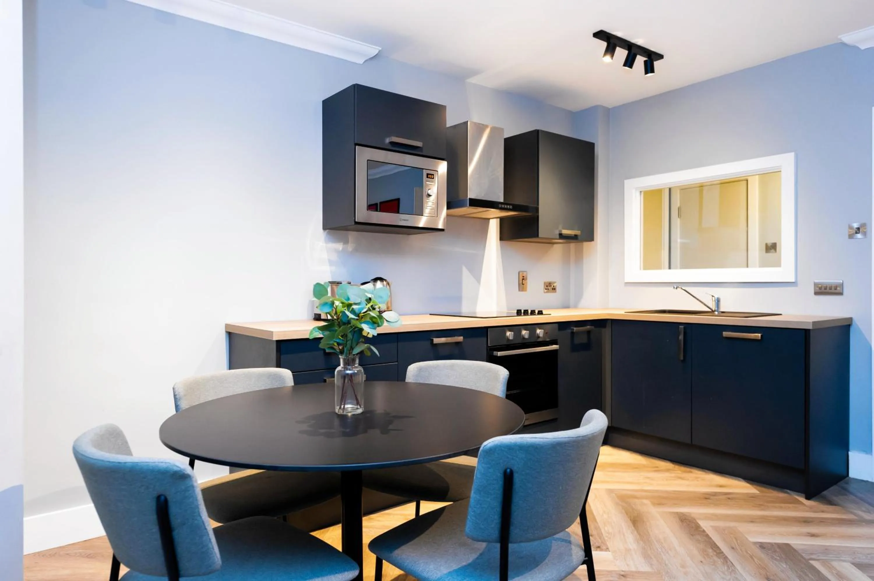 Kitchen or kitchenette in Staycity Aparthotels, Dublin, Christchurch