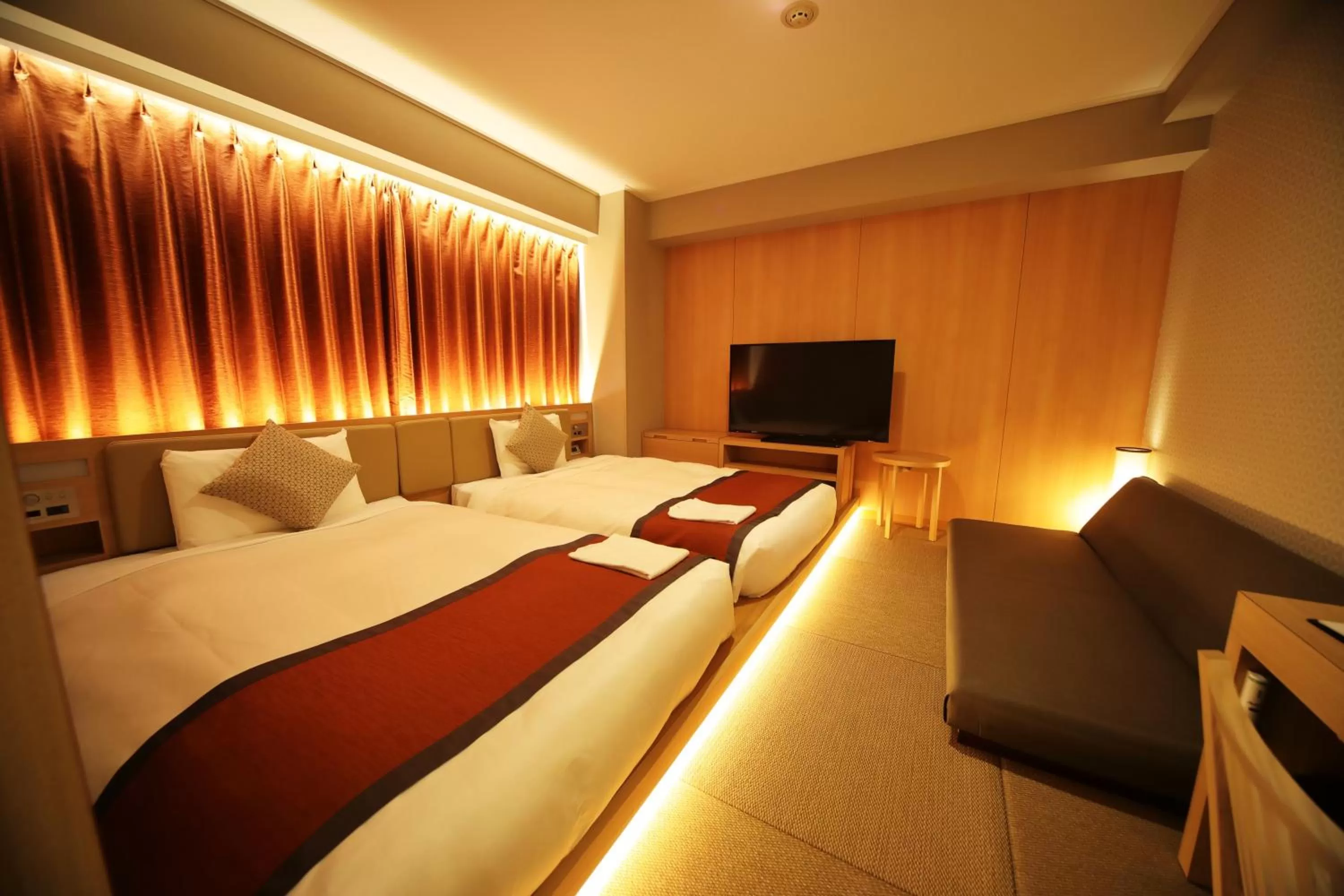 Bed in Hotel Sunroute Asakusa