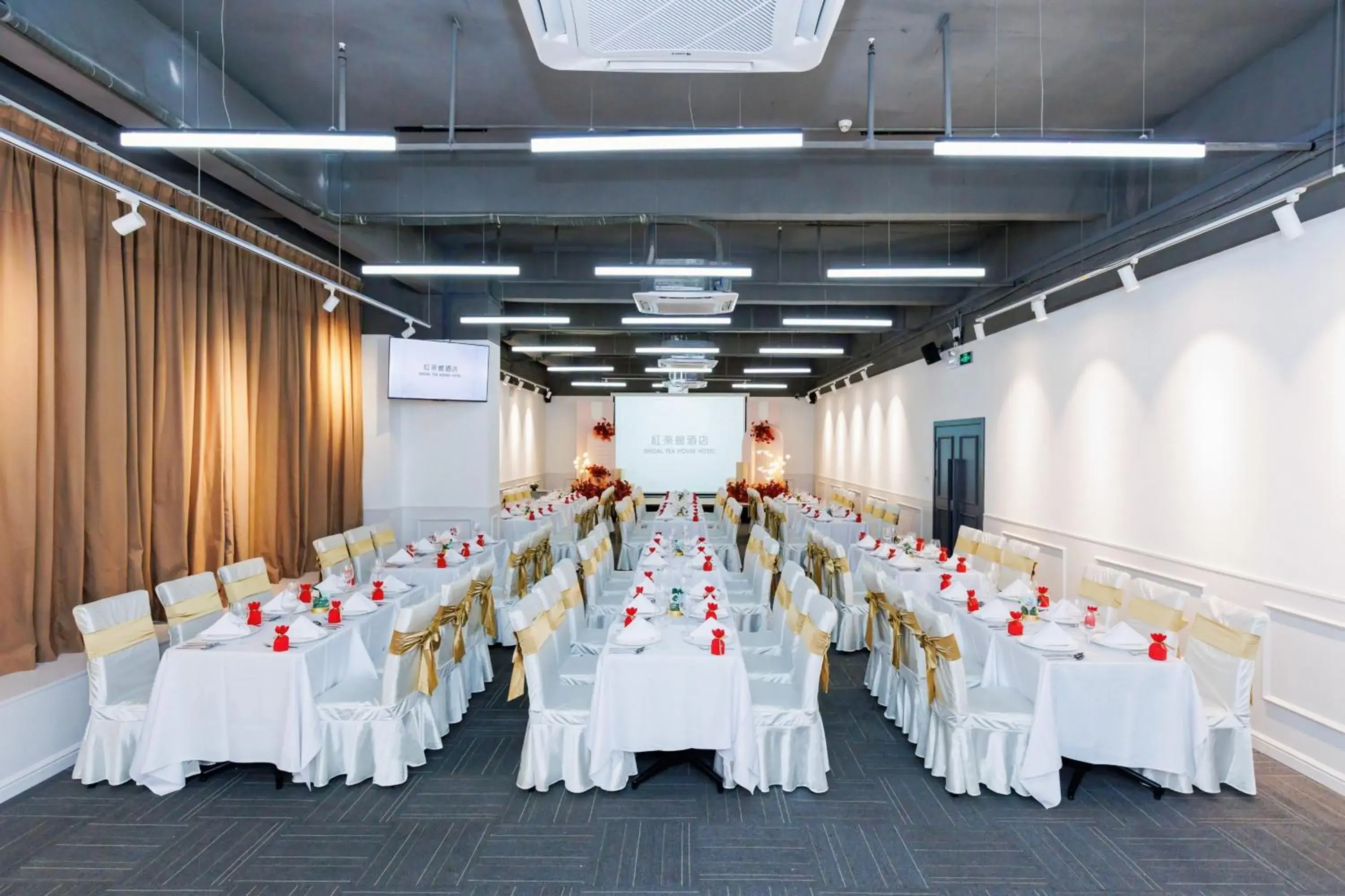 Meeting/conference room, Banquet Facilities in Bridal Tea House Hotel-Complimentary Welcome Drink before 30 Sep