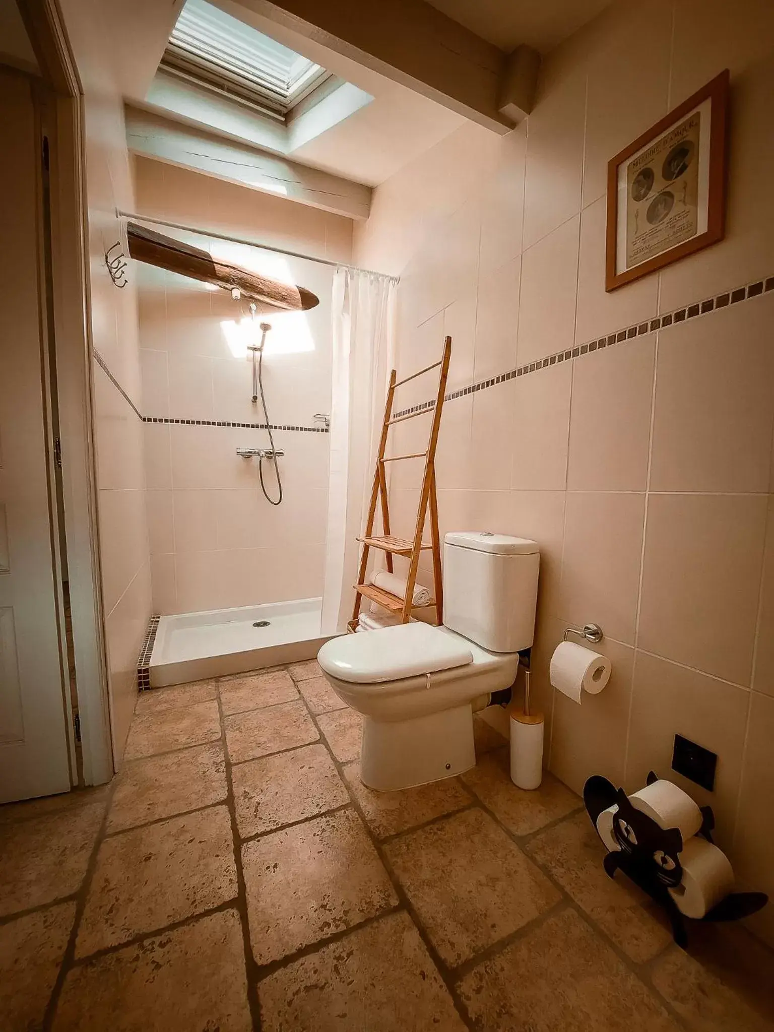 Toilet, Bathroom in Les Lauriers Roses - Maison d'Hôtes