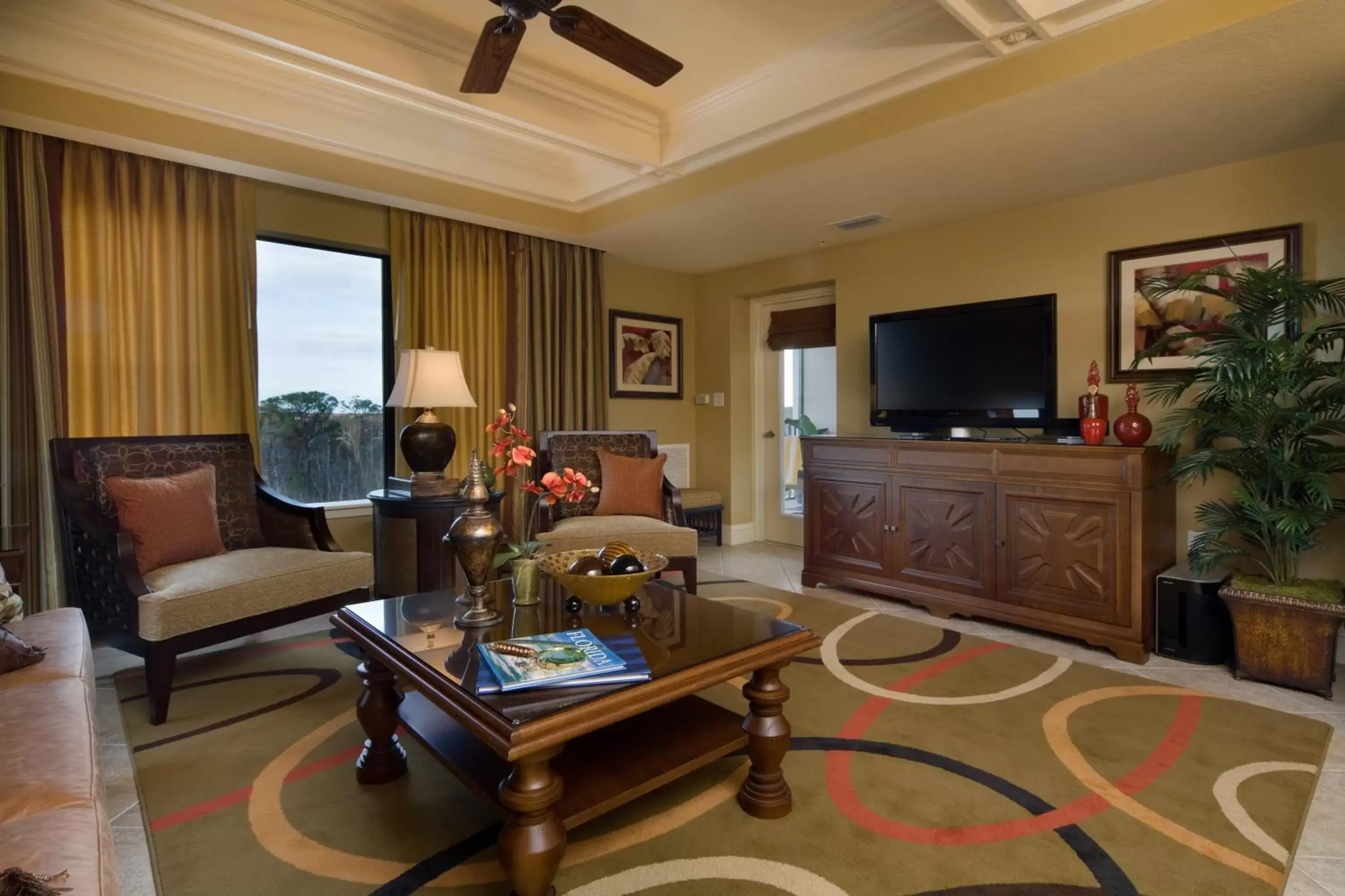Photo of the whole room, TV/Entertainment Center in Holiday Inn Club Vacations At Orange Lake Resort, an IHG Hotel