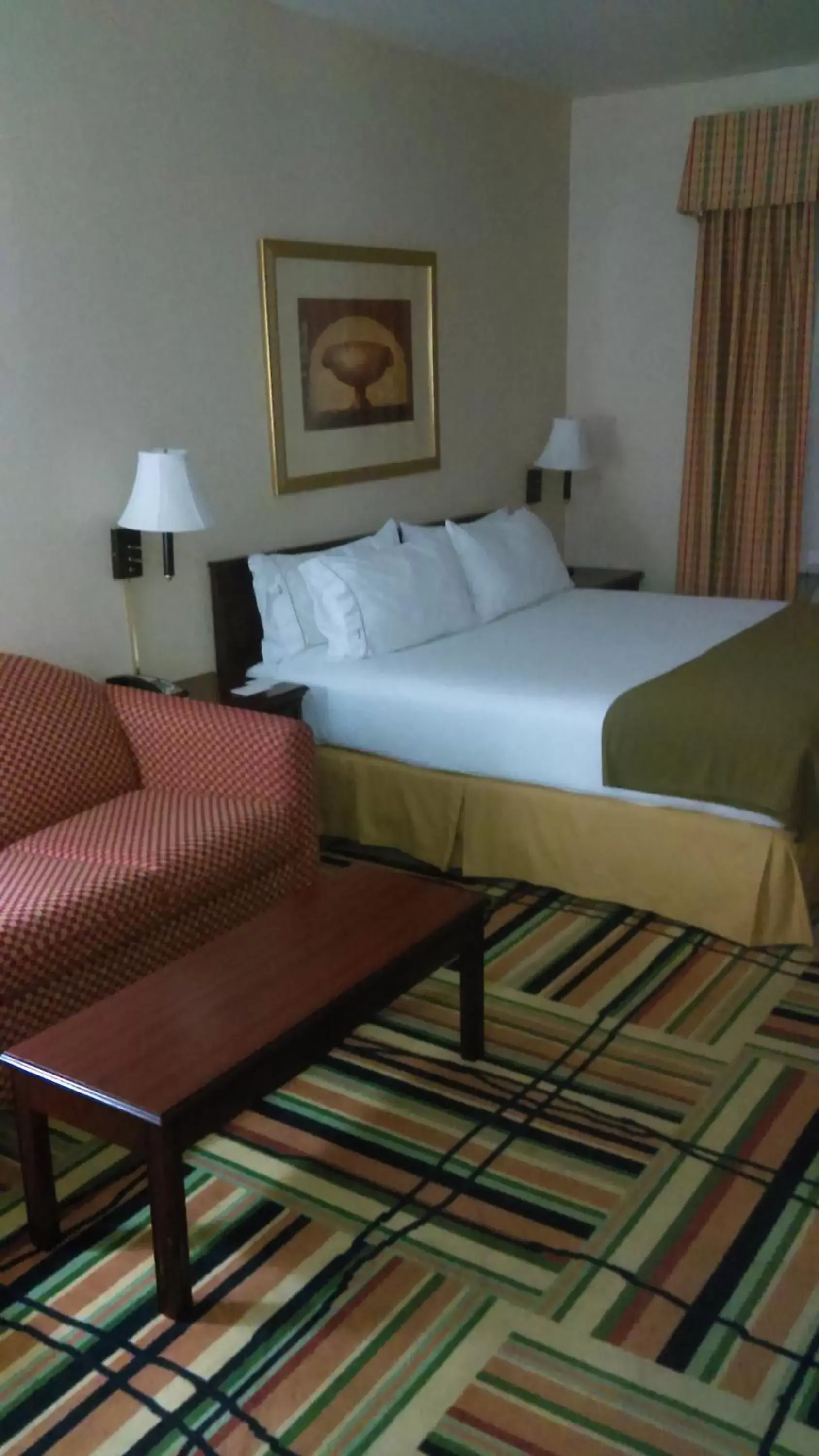 Bedroom, Bed in Country Inn & Suites by Radisson, Fort Worth West l-30 NAS JRB