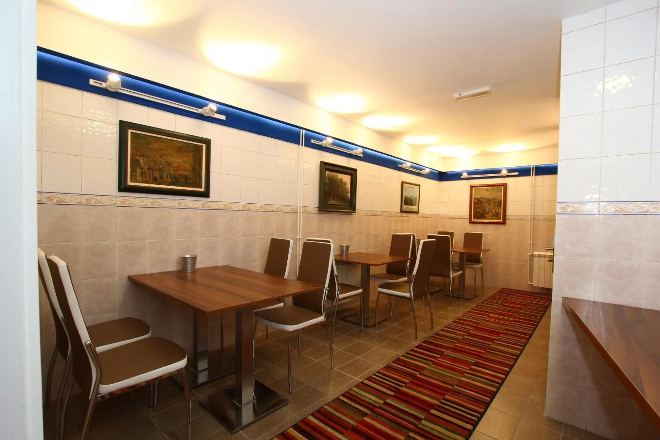 Dining area, Restaurant/Places to Eat in B&B Galeb