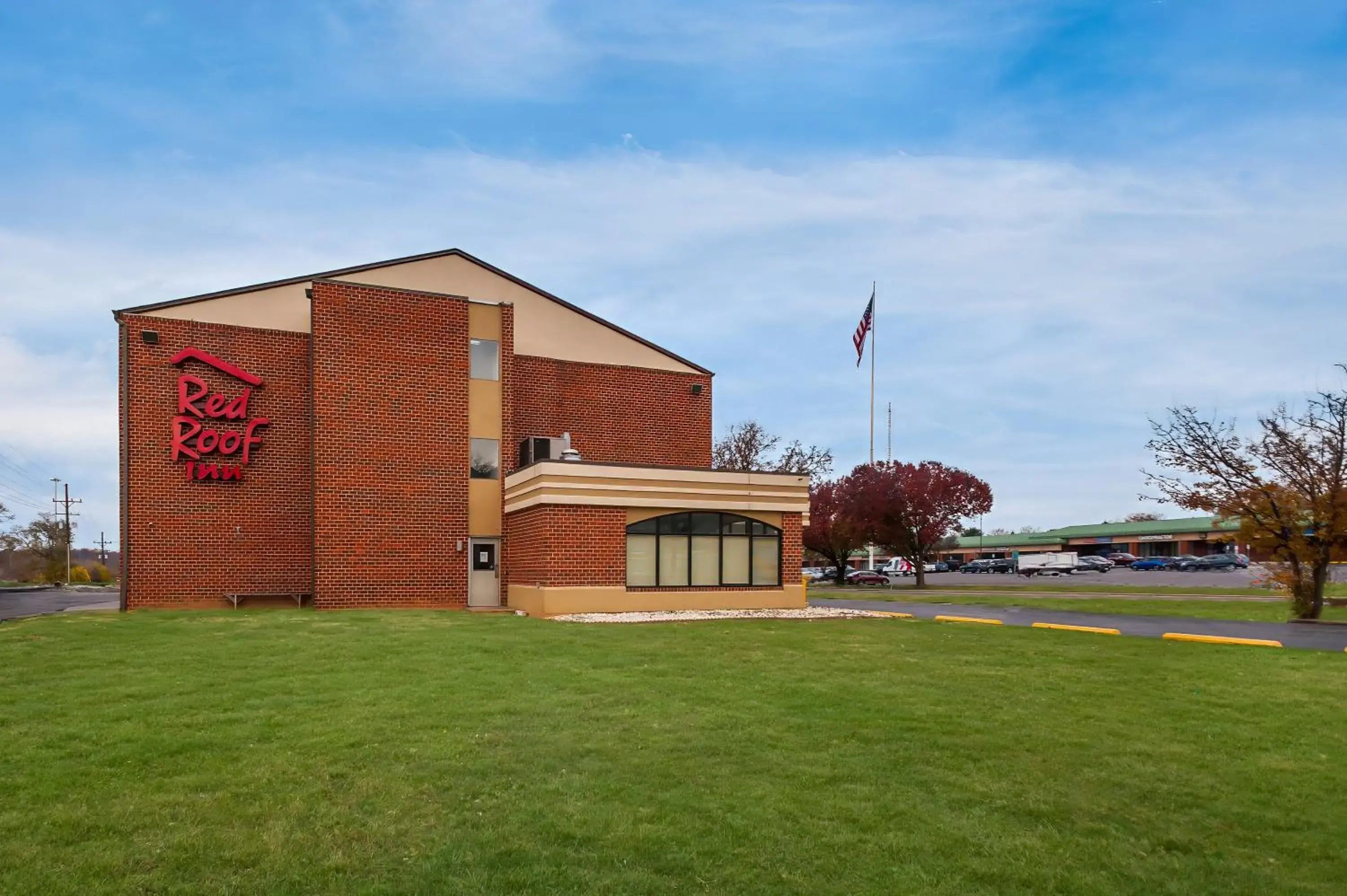 Property Building in Red Roof Inn Martinsburg