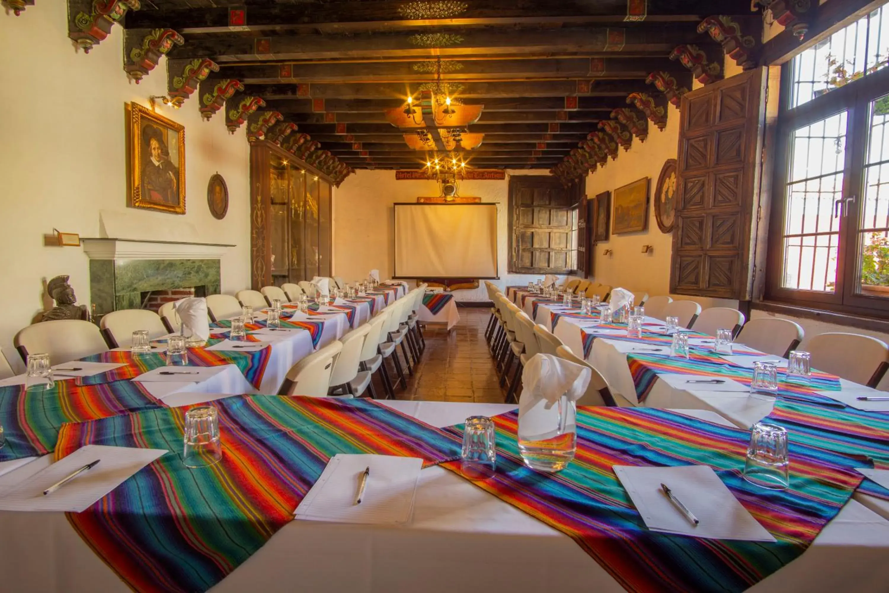 Restaurant/Places to Eat in Hotel Posada de Don Rodrigo Antigua