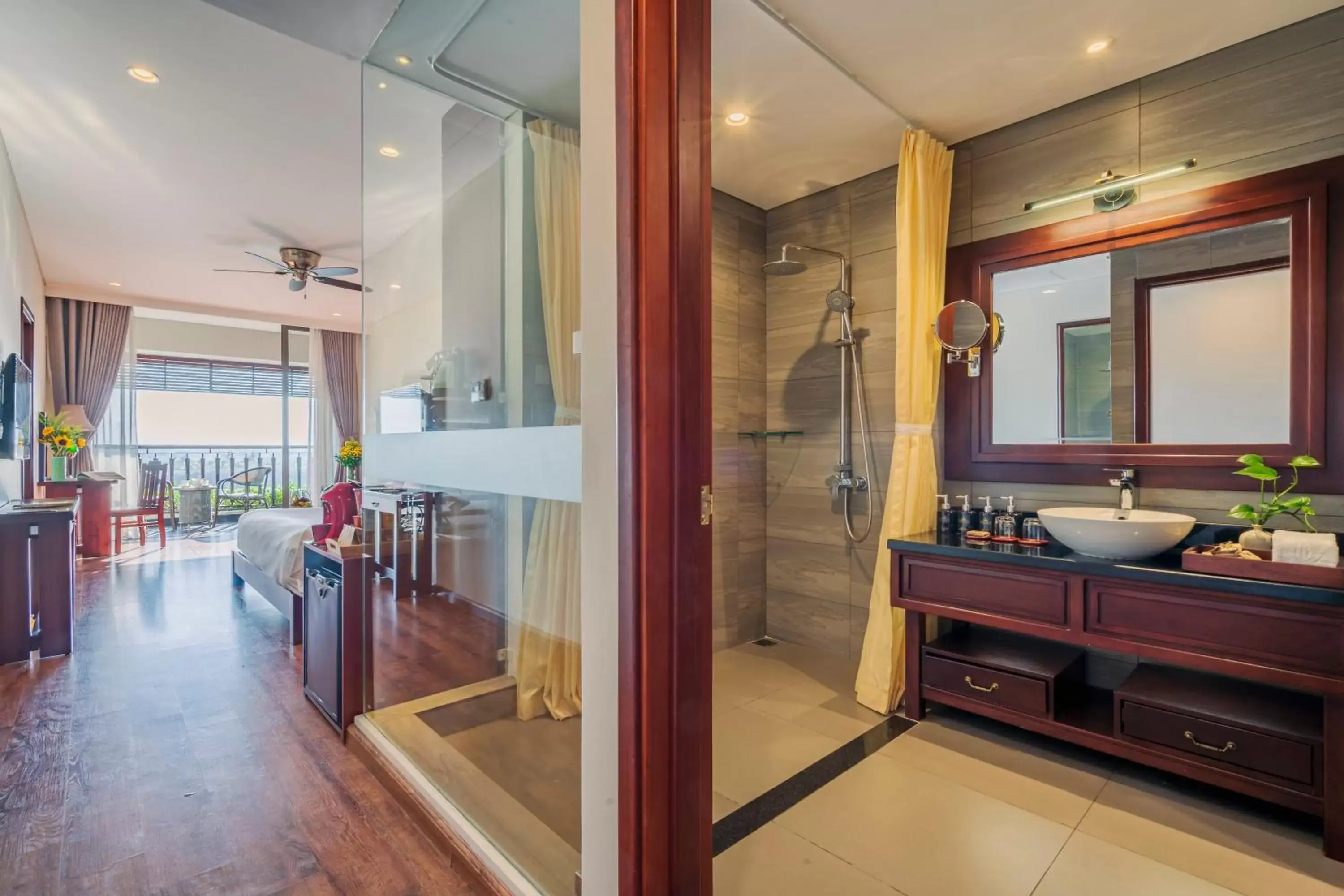 Bathroom in Silk Sense Hoi An River Resort