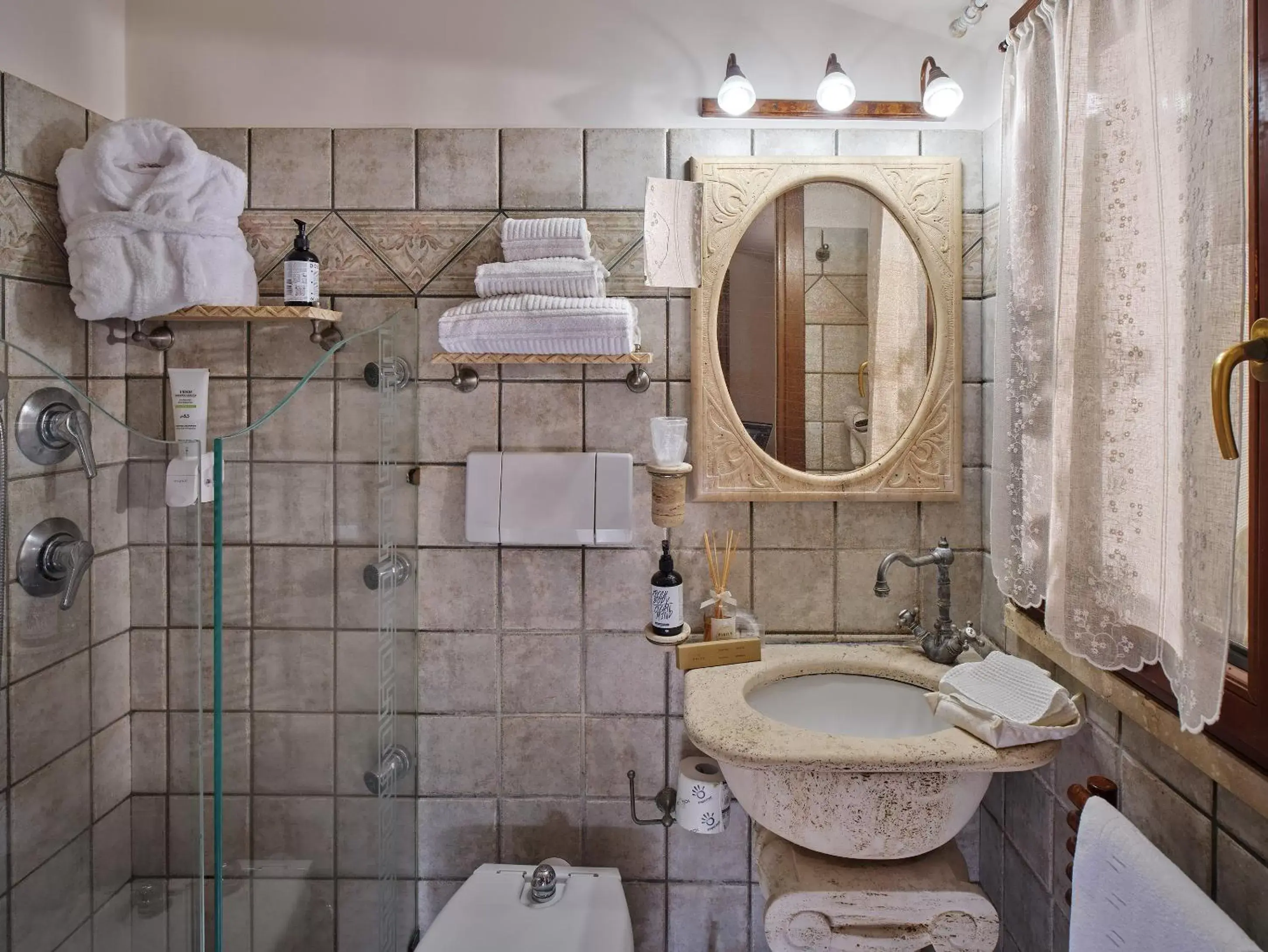 Bathroom in UNICA Assisi agri-charming house
