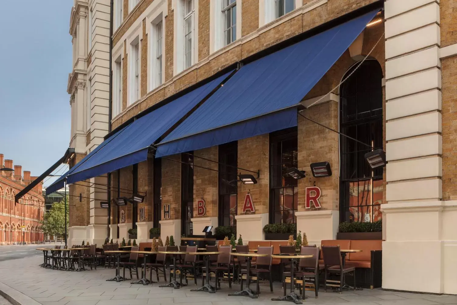 Restaurant/places to eat in Kaya Great Northern Hotel, London Restaurant/places to eat in Kaya Great Northern Hotel, London